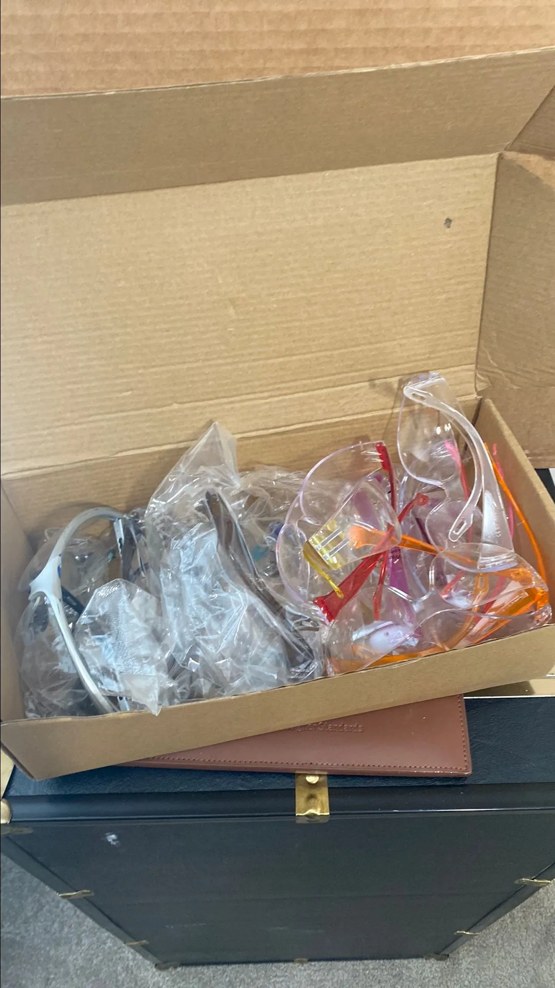 Product image for 14 Safety glasses