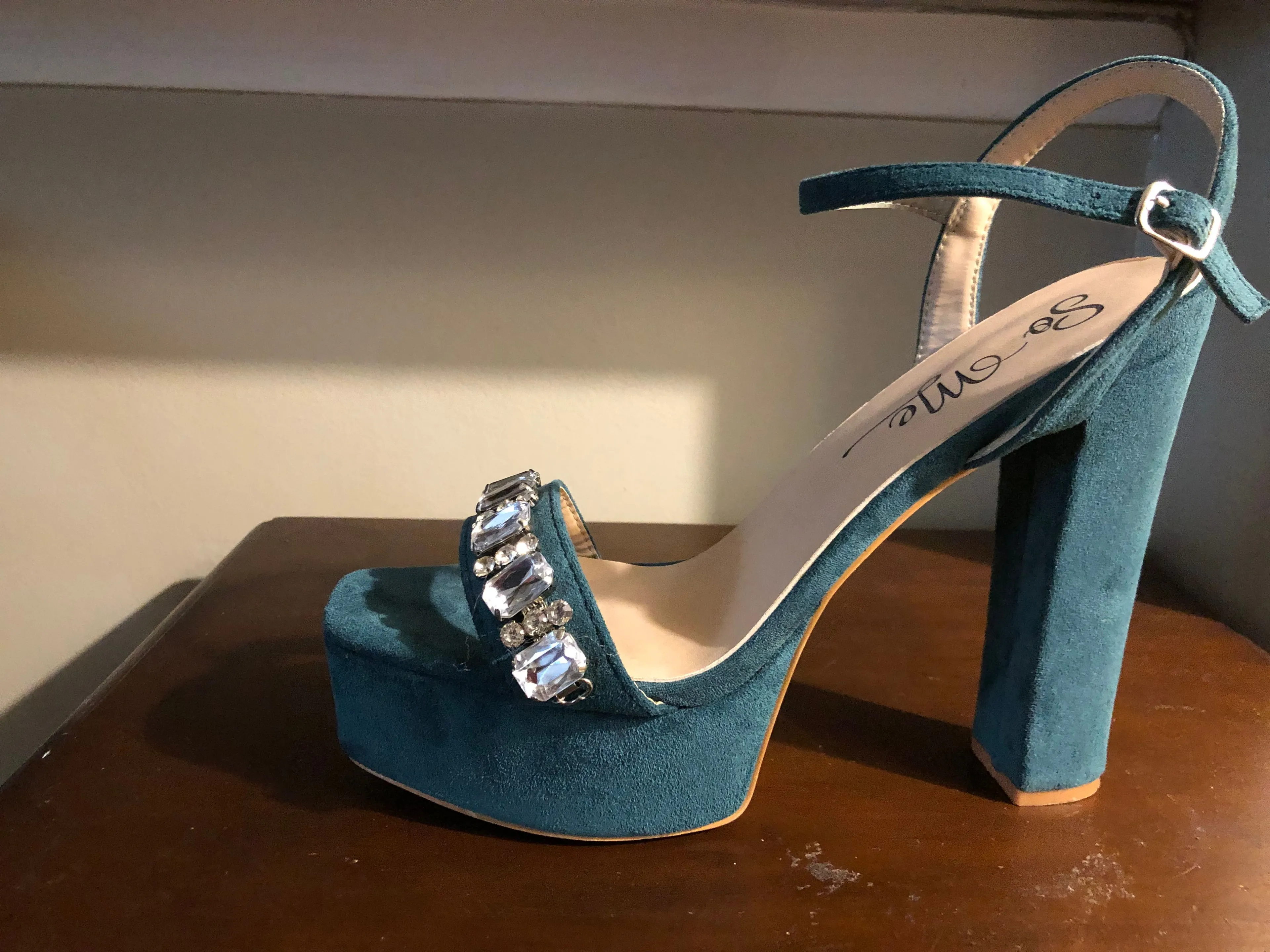 Product image for Platform heel with stones