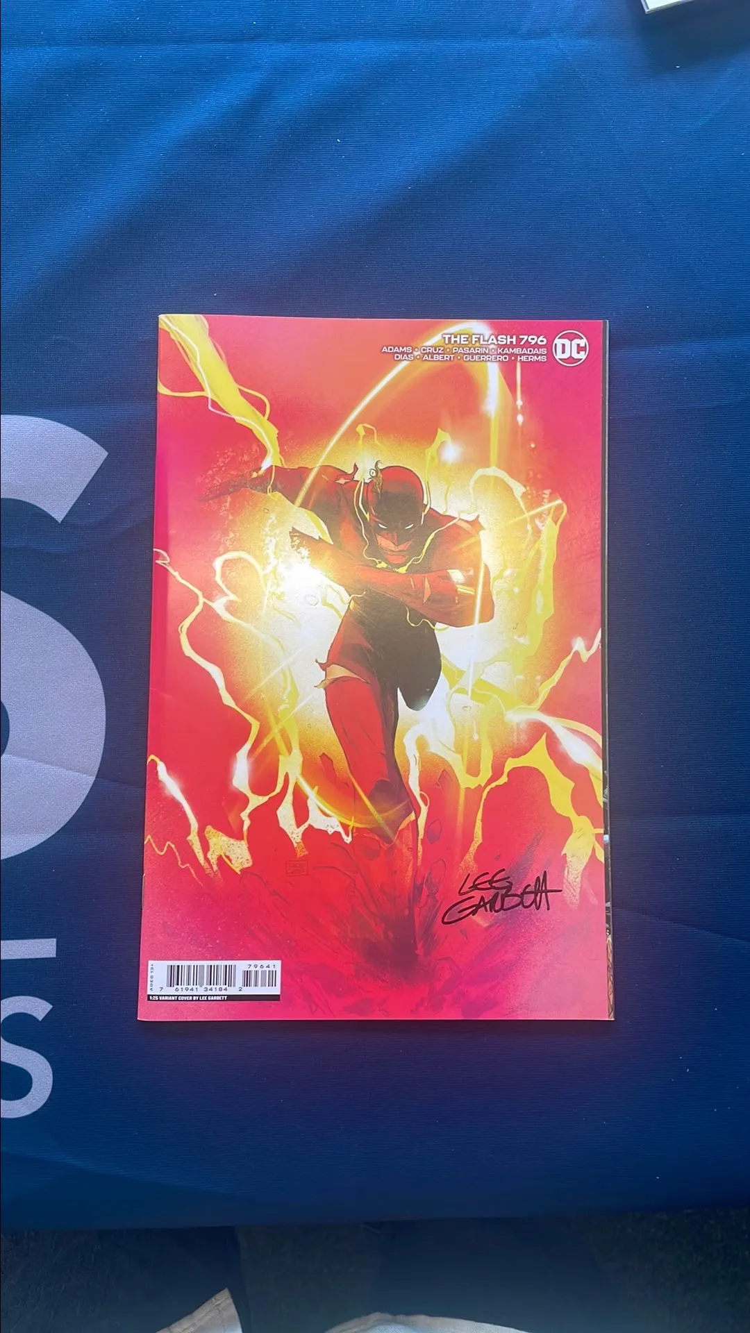 Product image for Flash 796 signed Lee Garbett
