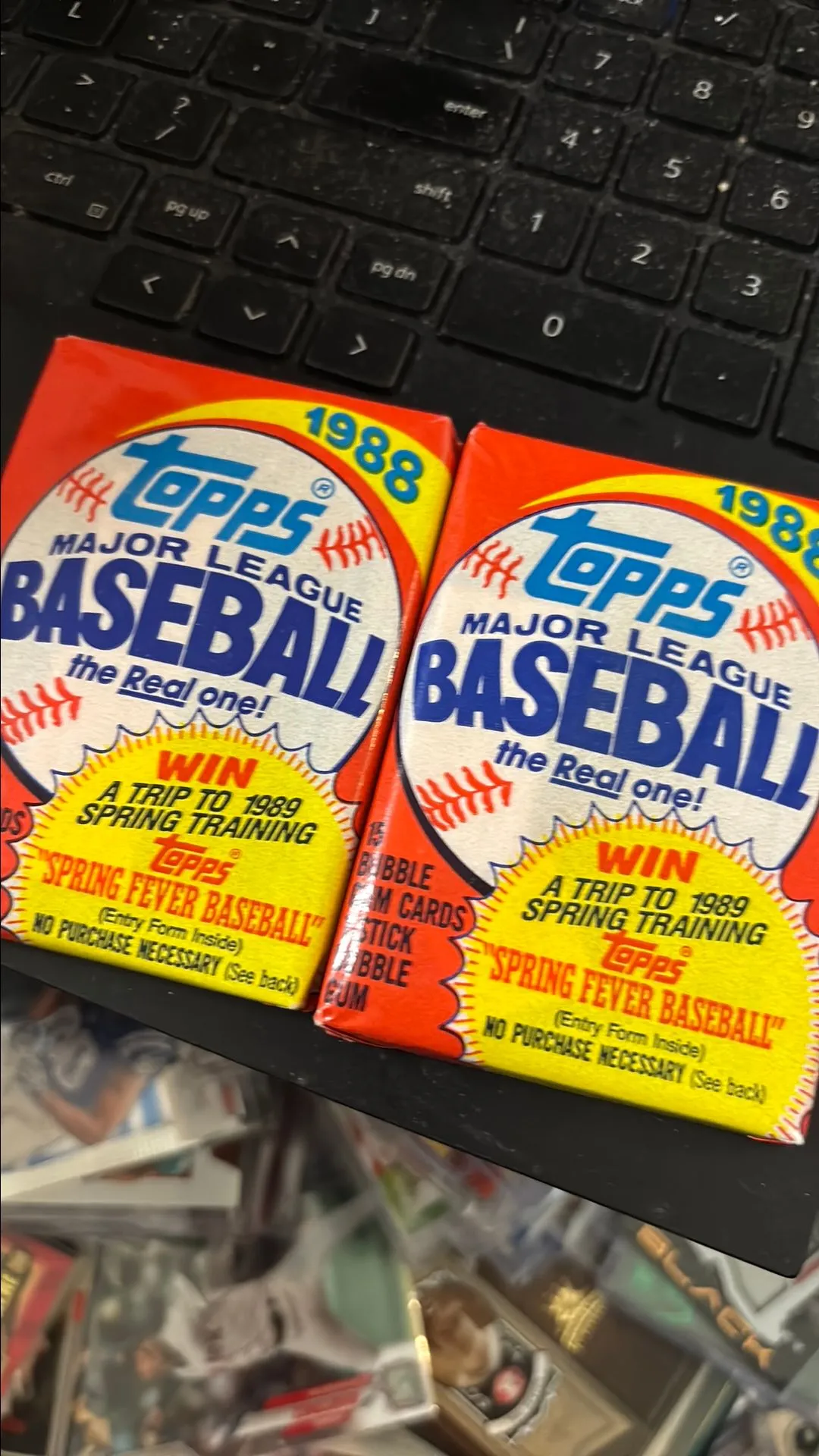 Product image for 1988 Topps Baseball Pack lot