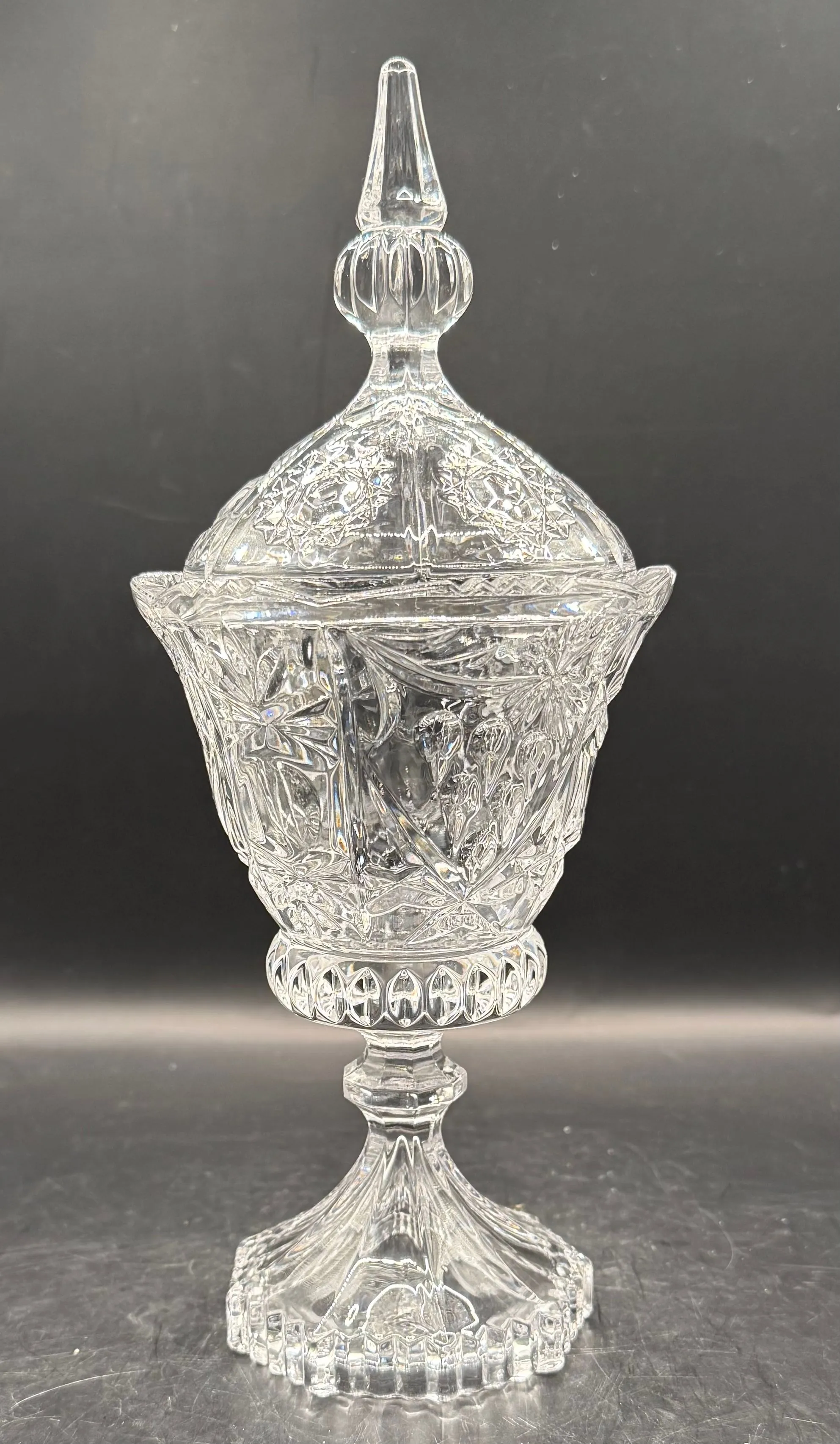 Product image for G47  Vintage Pressed Glass Apothecary Jar