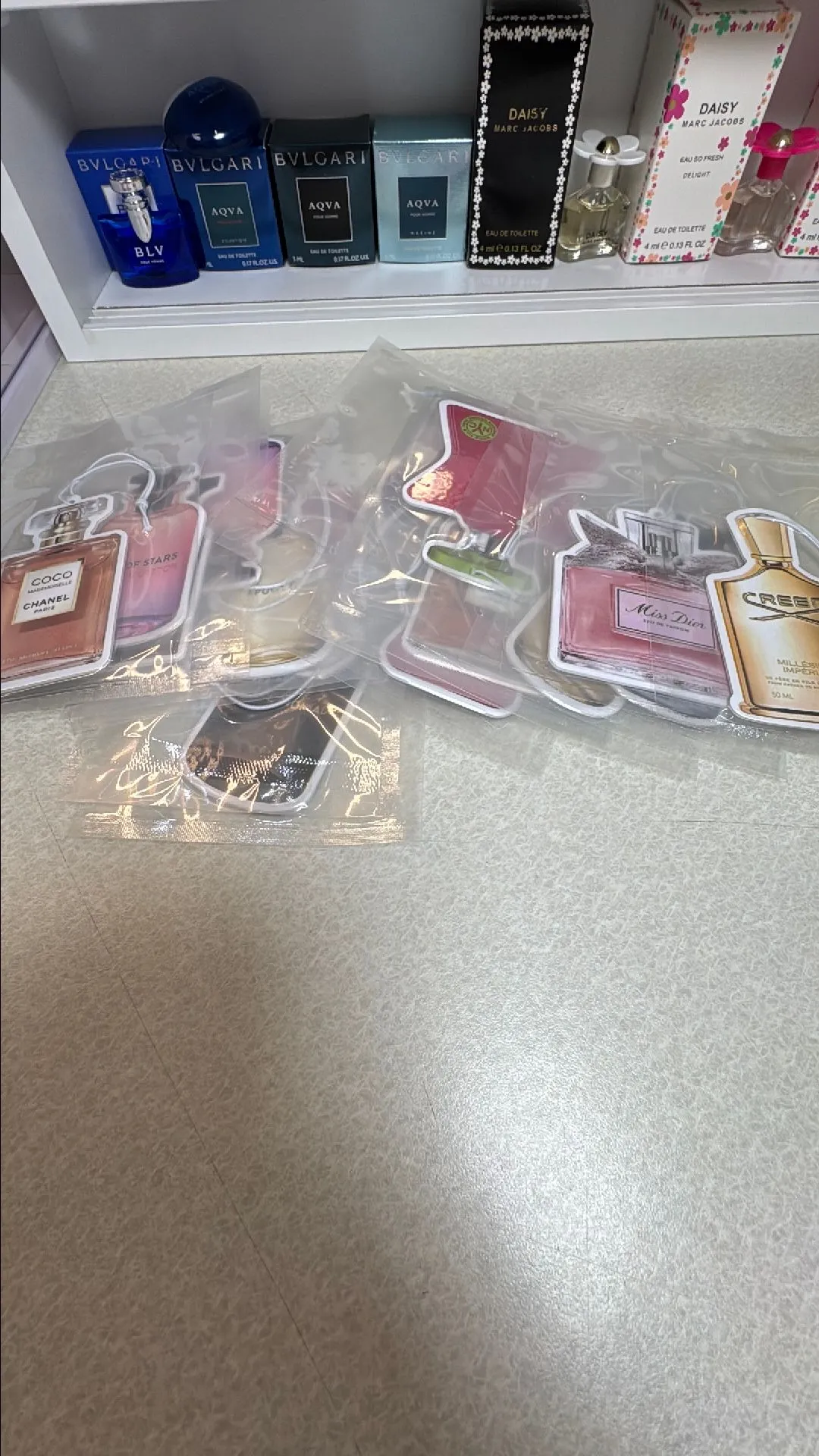 Product image for 10 pcs Air fresheners mixed #194