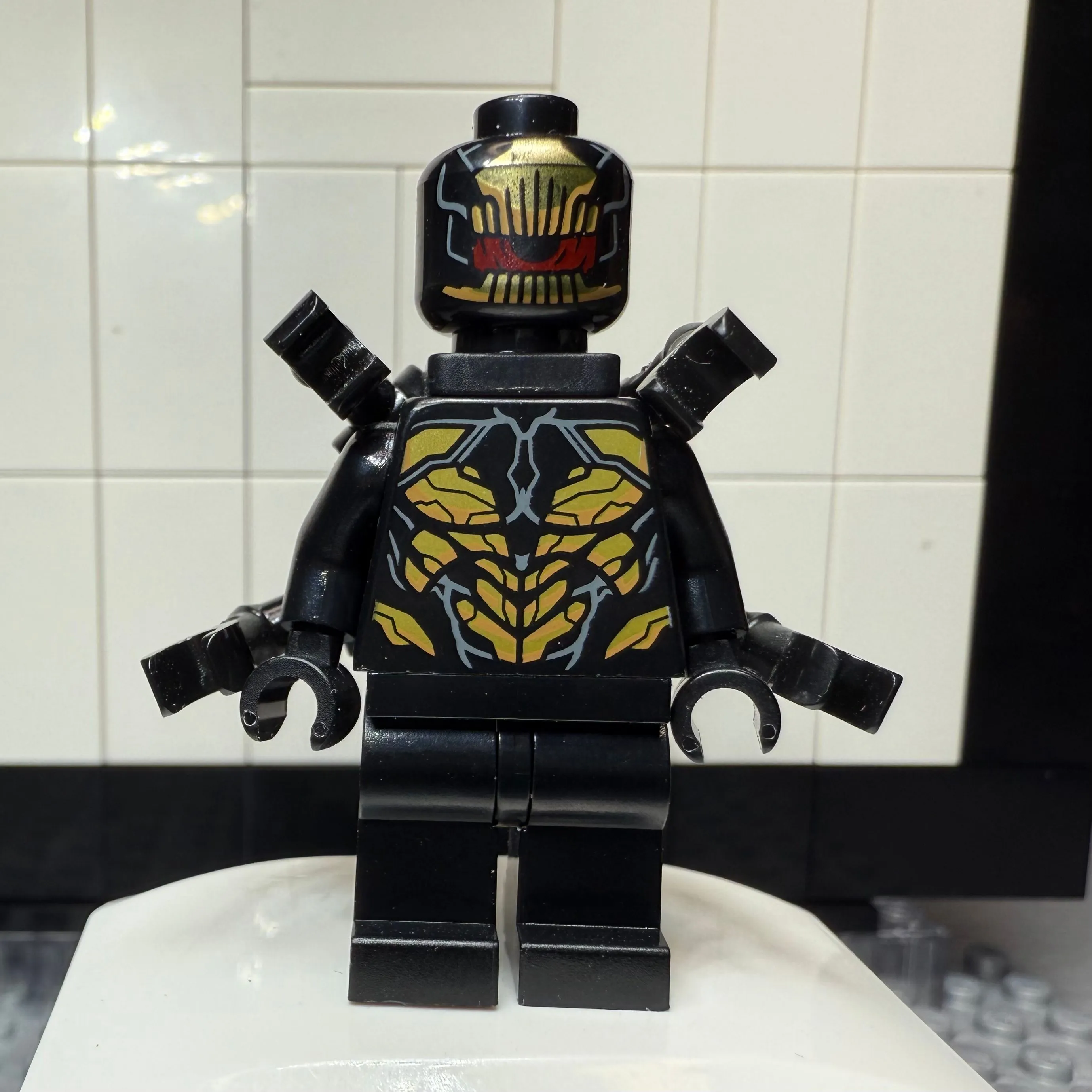 Product image for Outrider - Extended Arms, Torso with Long Dark