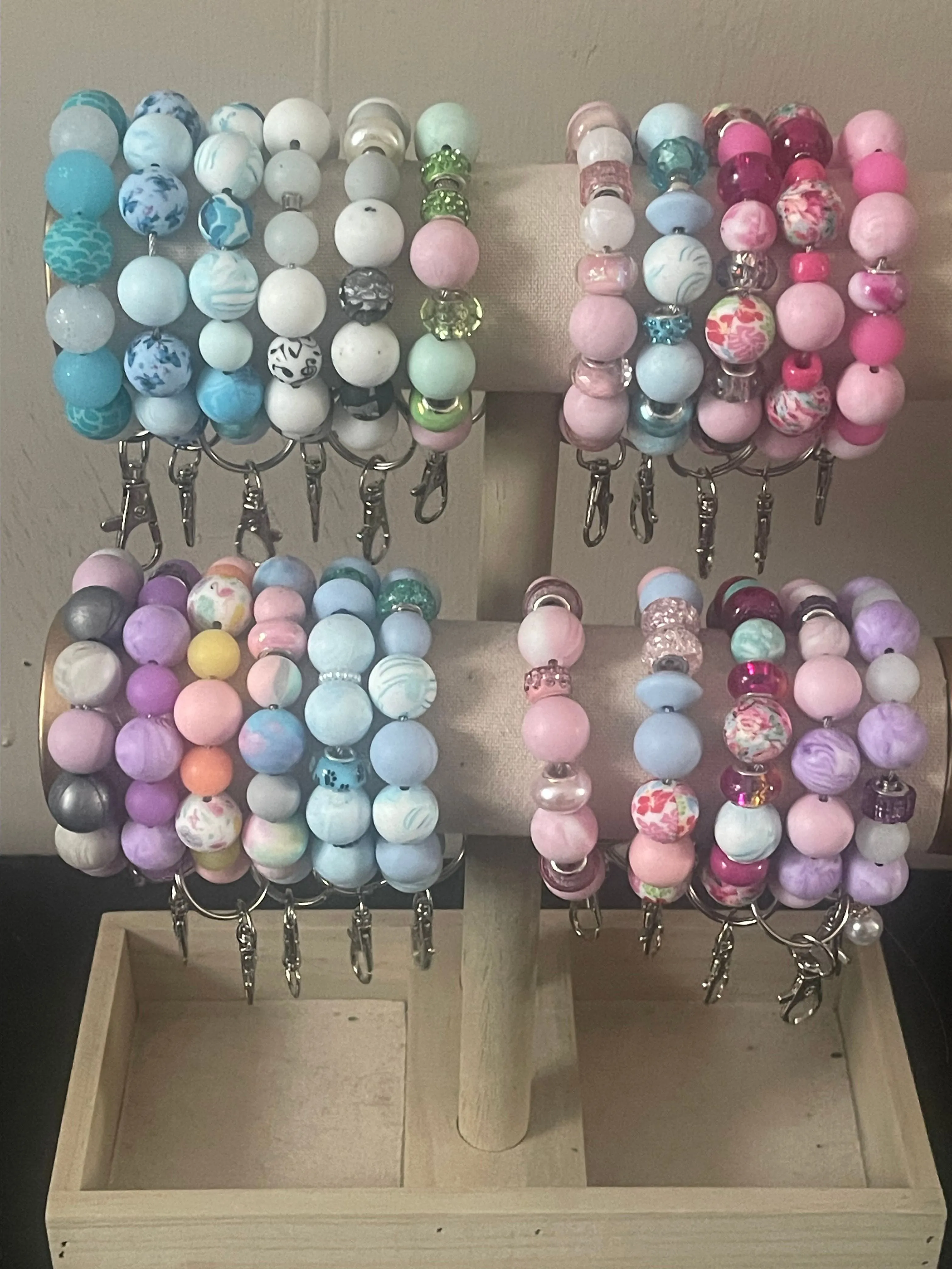Product image for Silicone beaded wristlets