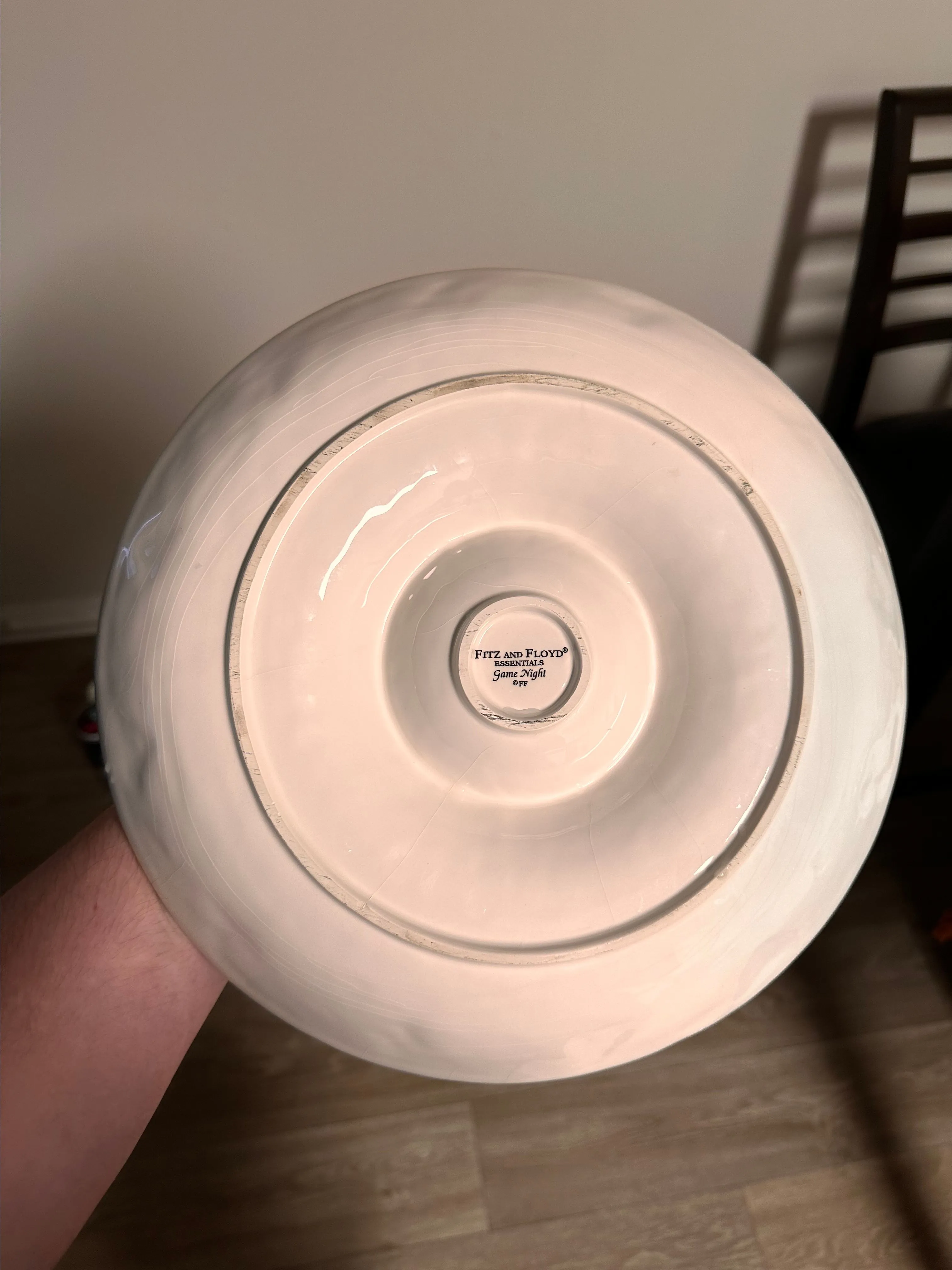 Listing Image Blurred Background
