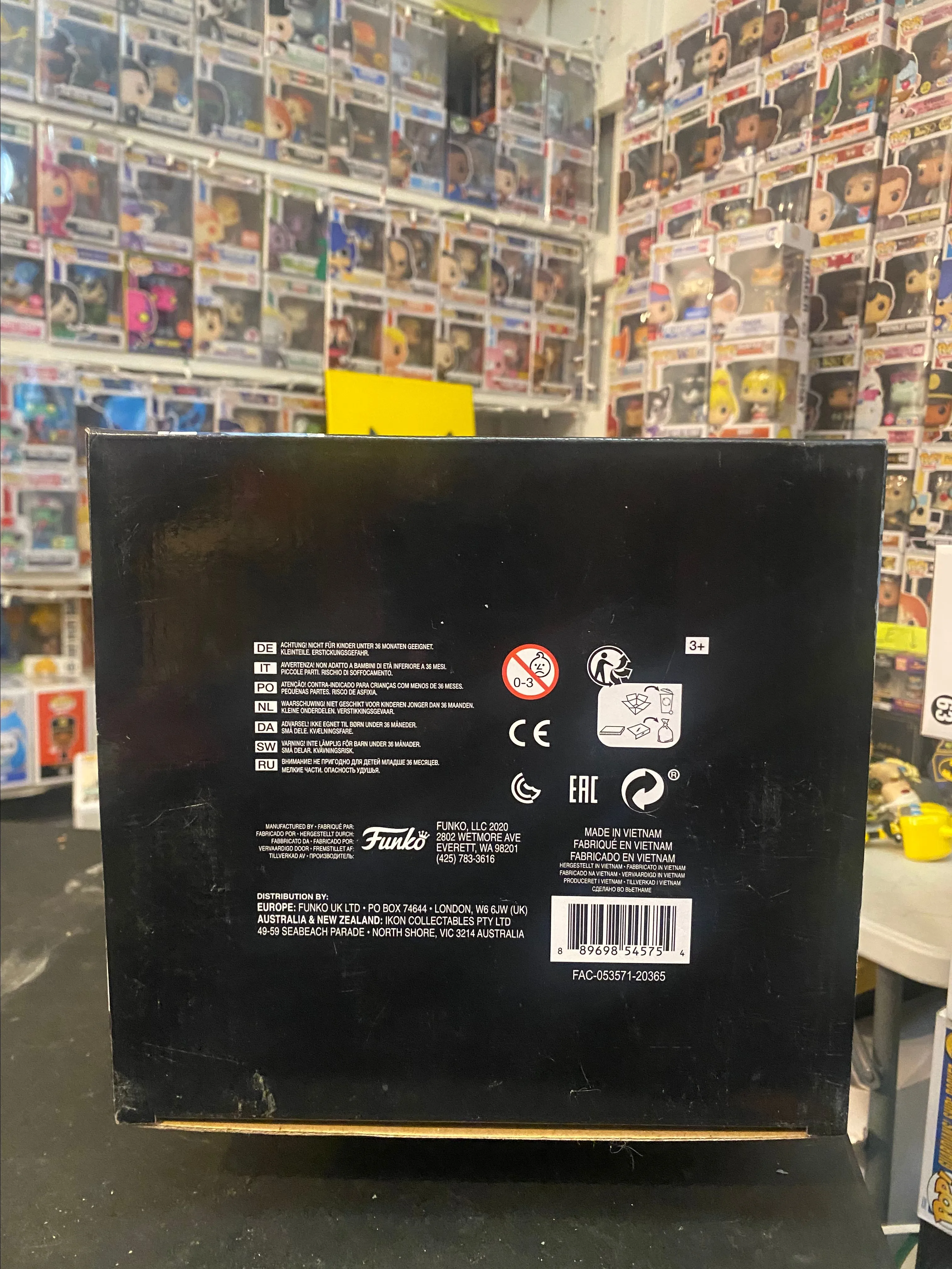 Listing Image Blurred Background