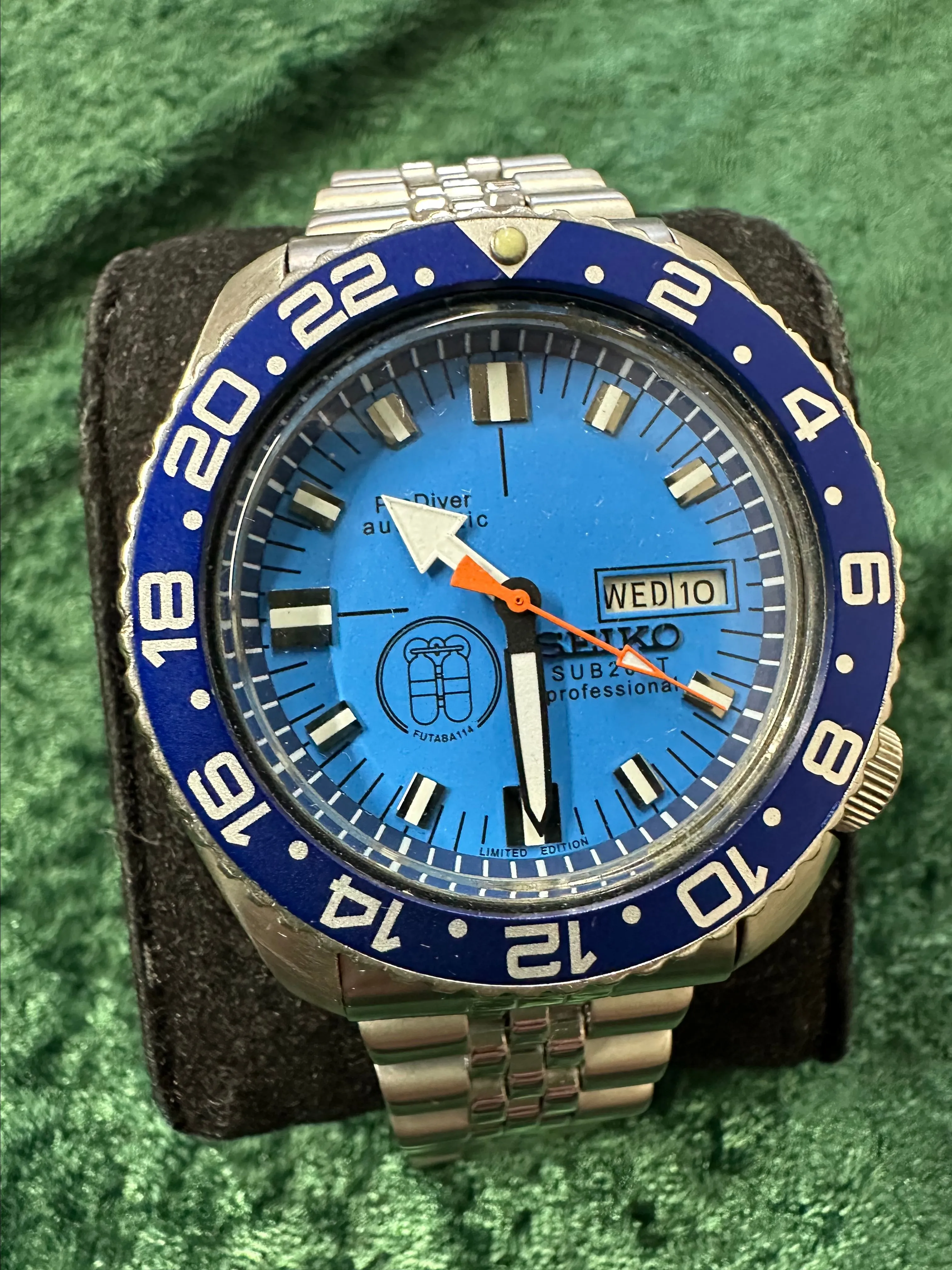 Product image for Men’s Seiko 1977 or 1987 pro diver automatic blue dial day-date on 3 o’clock screw on crown watch