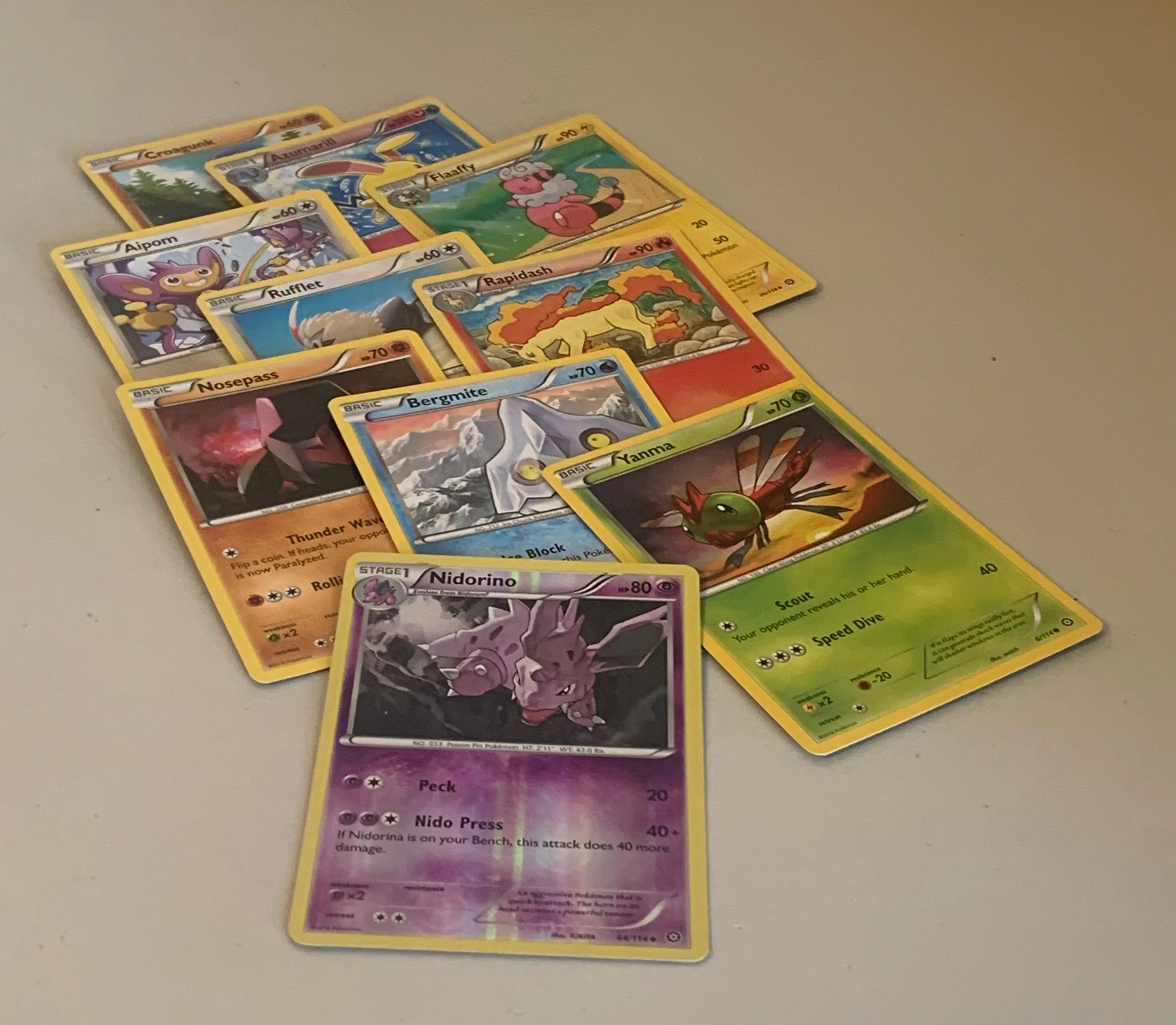 Product image for Lot Of 10 Pokémon Cards Including Foil Card