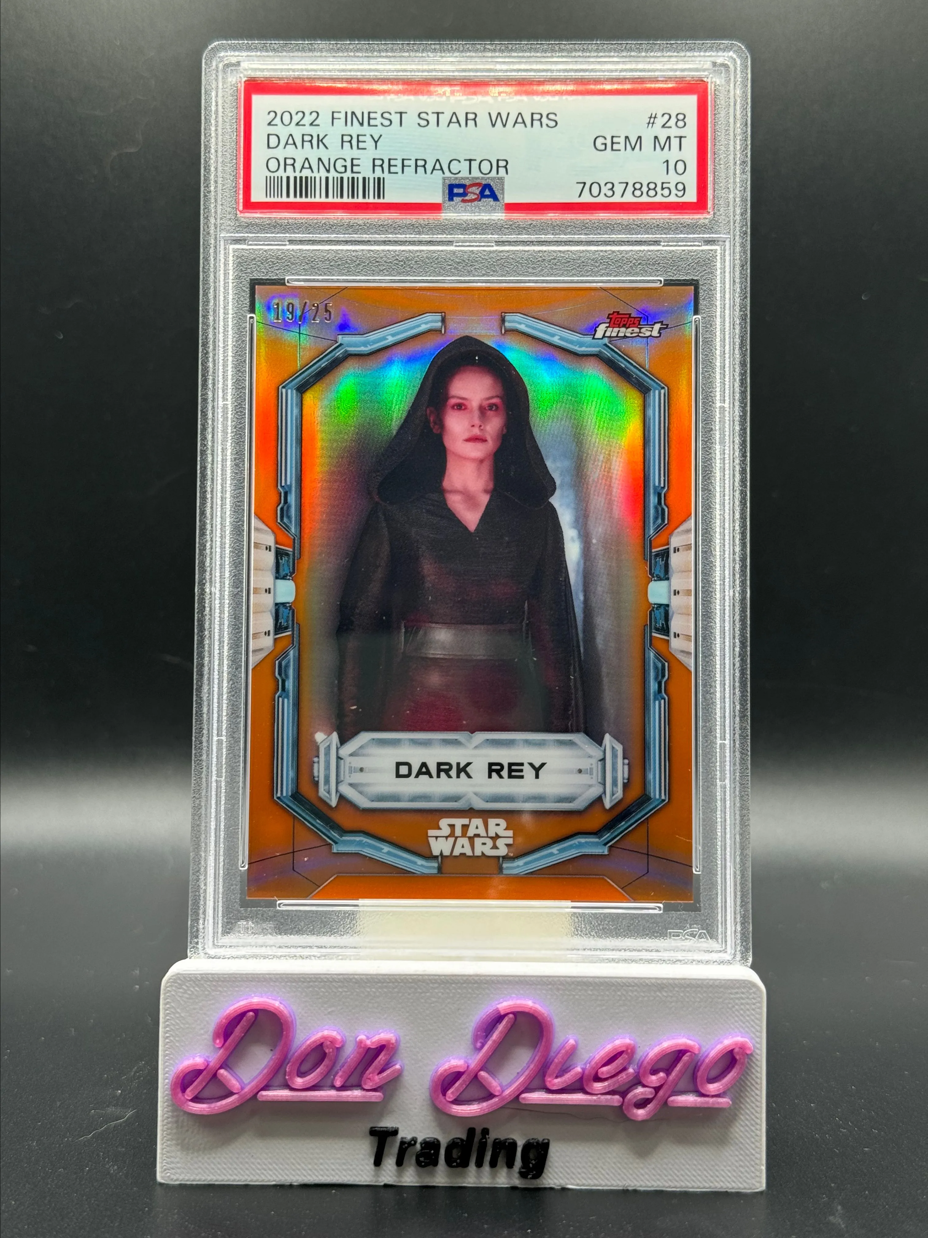 Product image for 2022 Finest Star Wars Dark Rey ORANGE Refractor /25