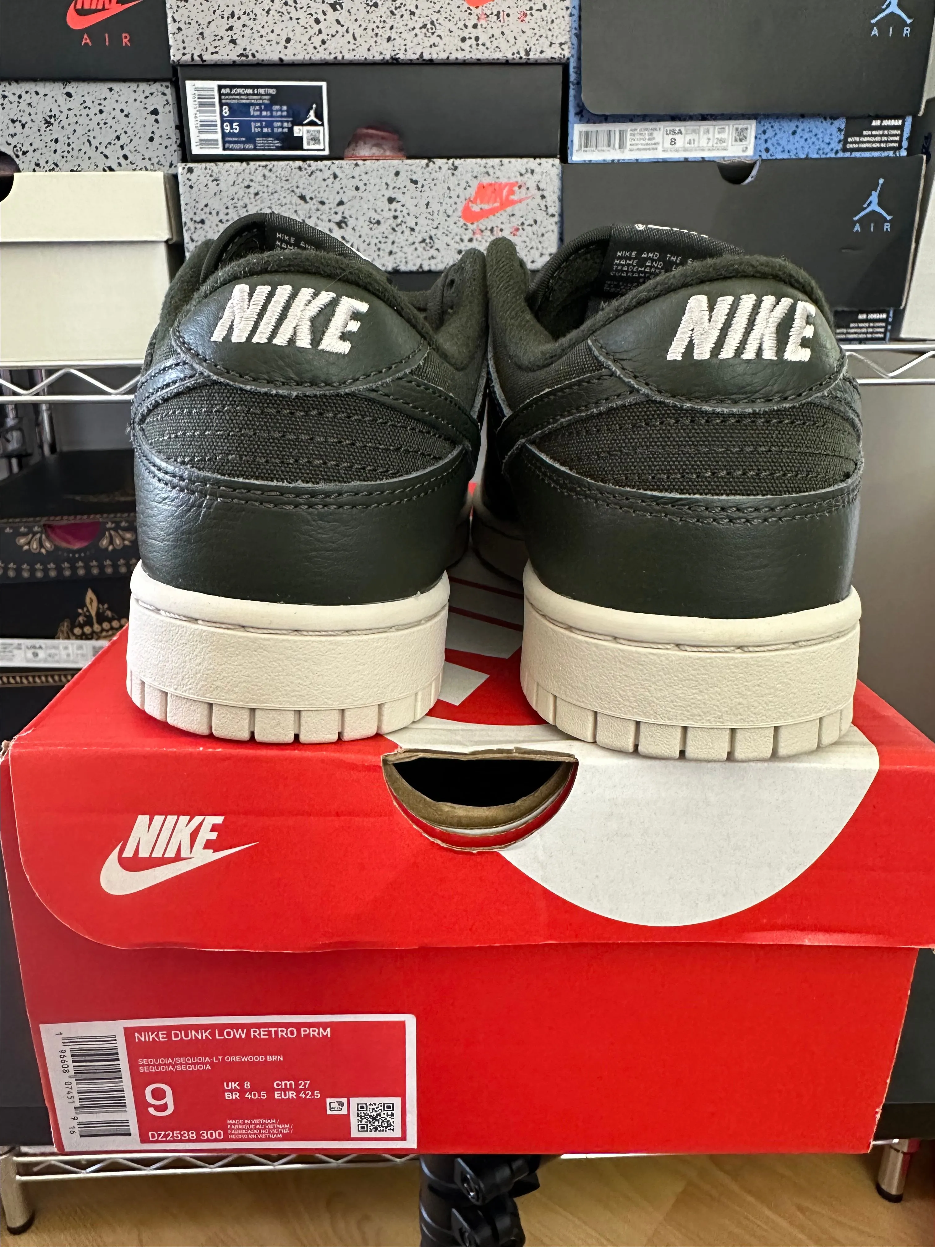 Listing Image Blurred Background