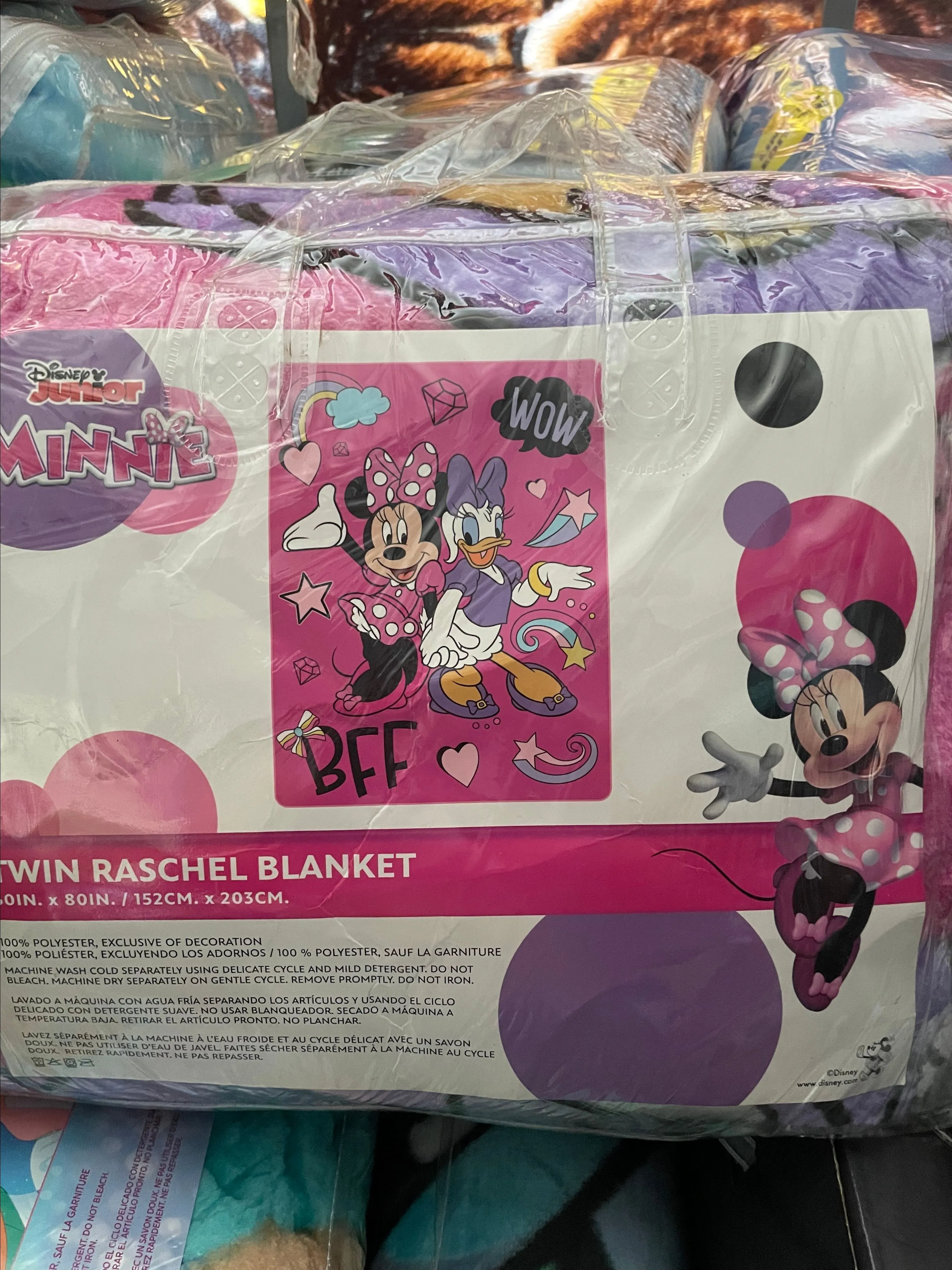 Product image for Minnie and daisy blanket