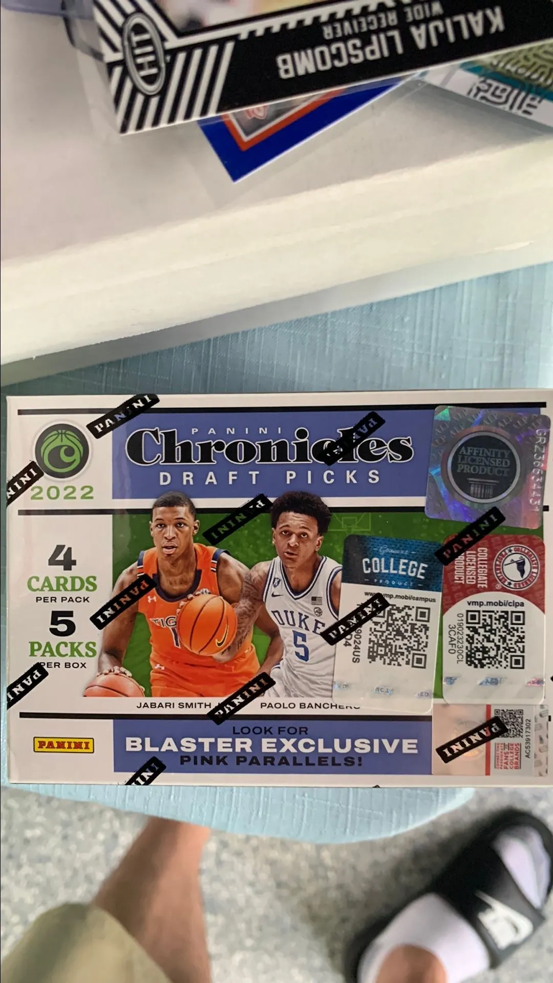 Listing Image Blurred Background