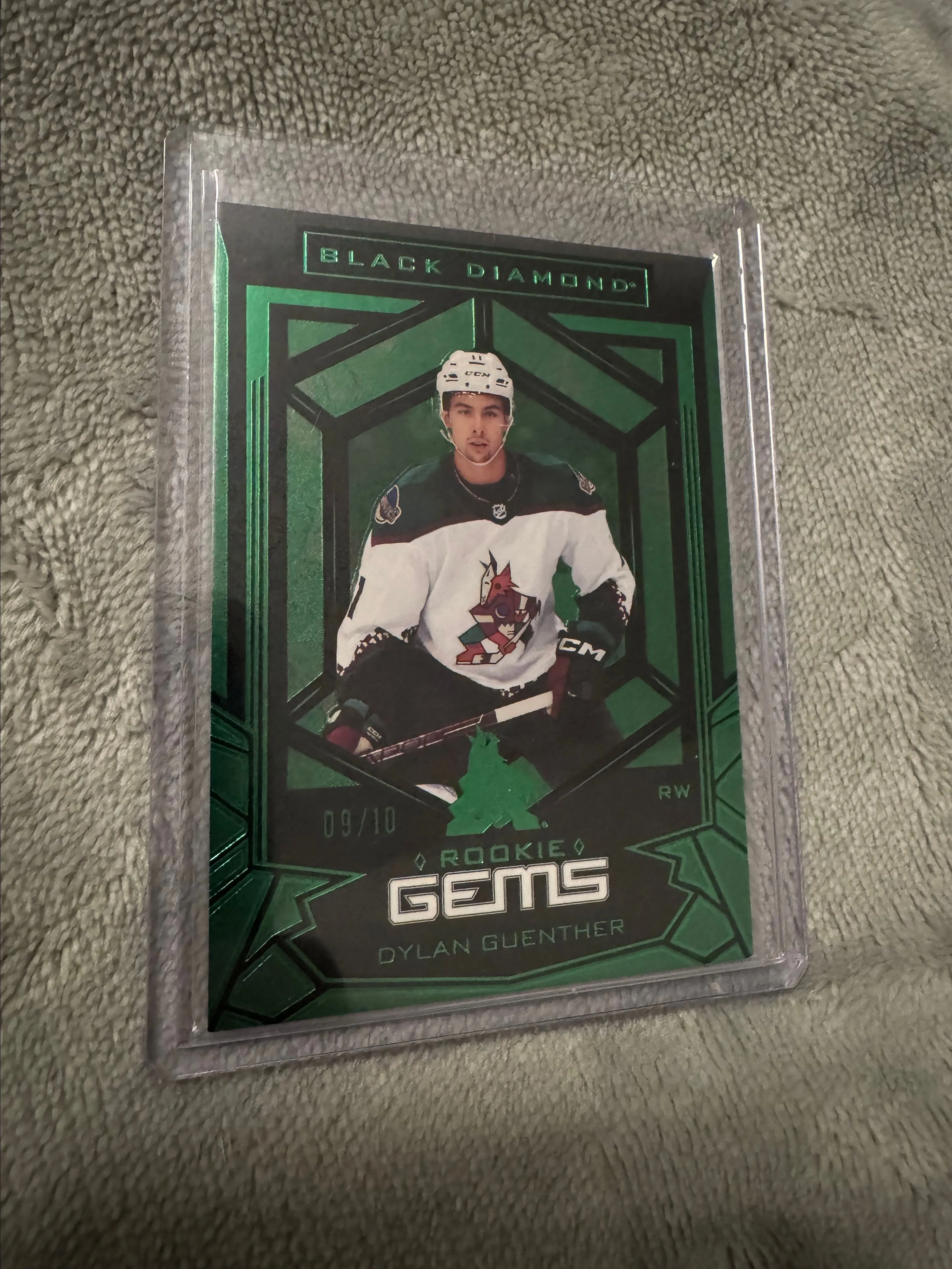 Product image for Dylan Guenther Black Diamond /10 - Offers on