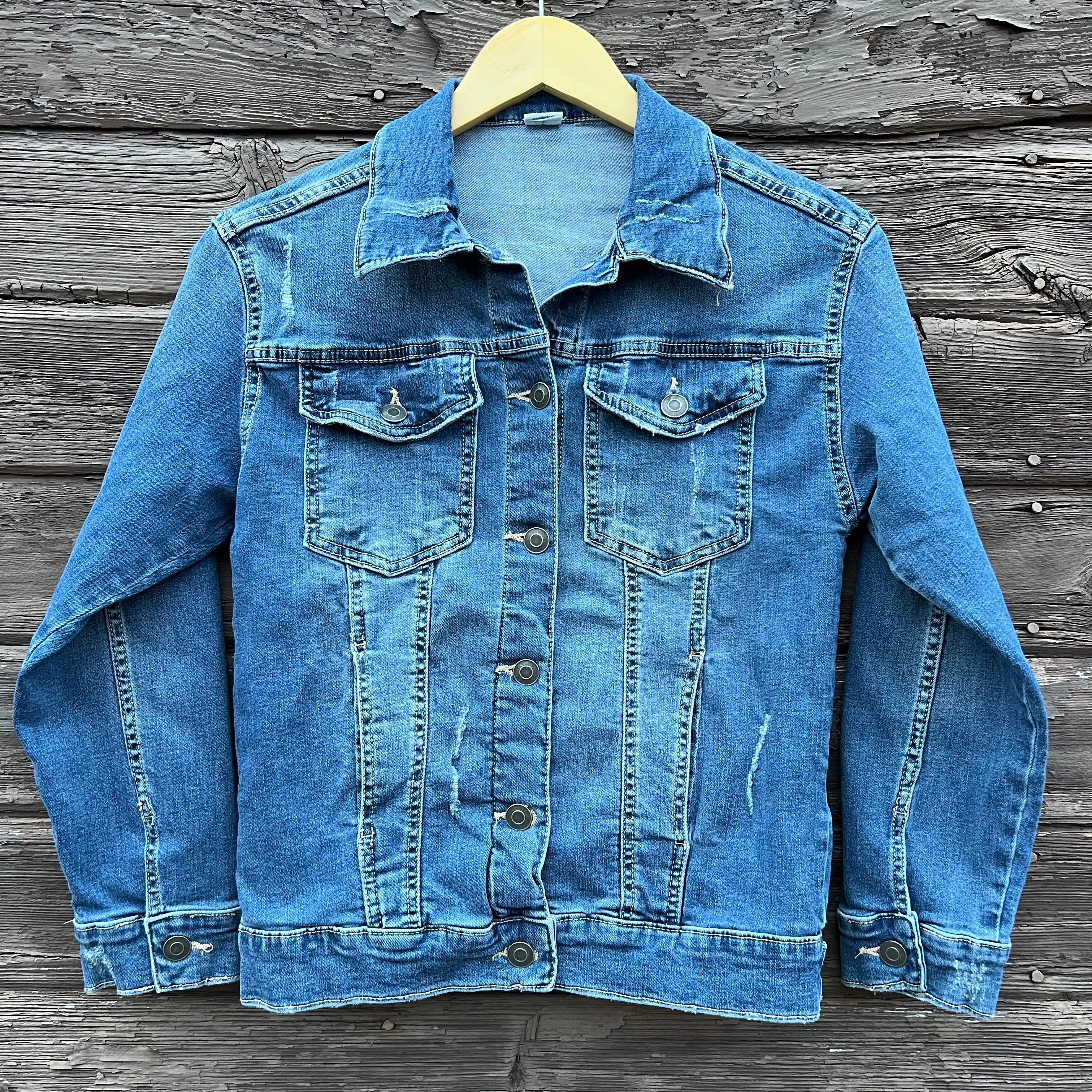 Listing Image Blurred Background