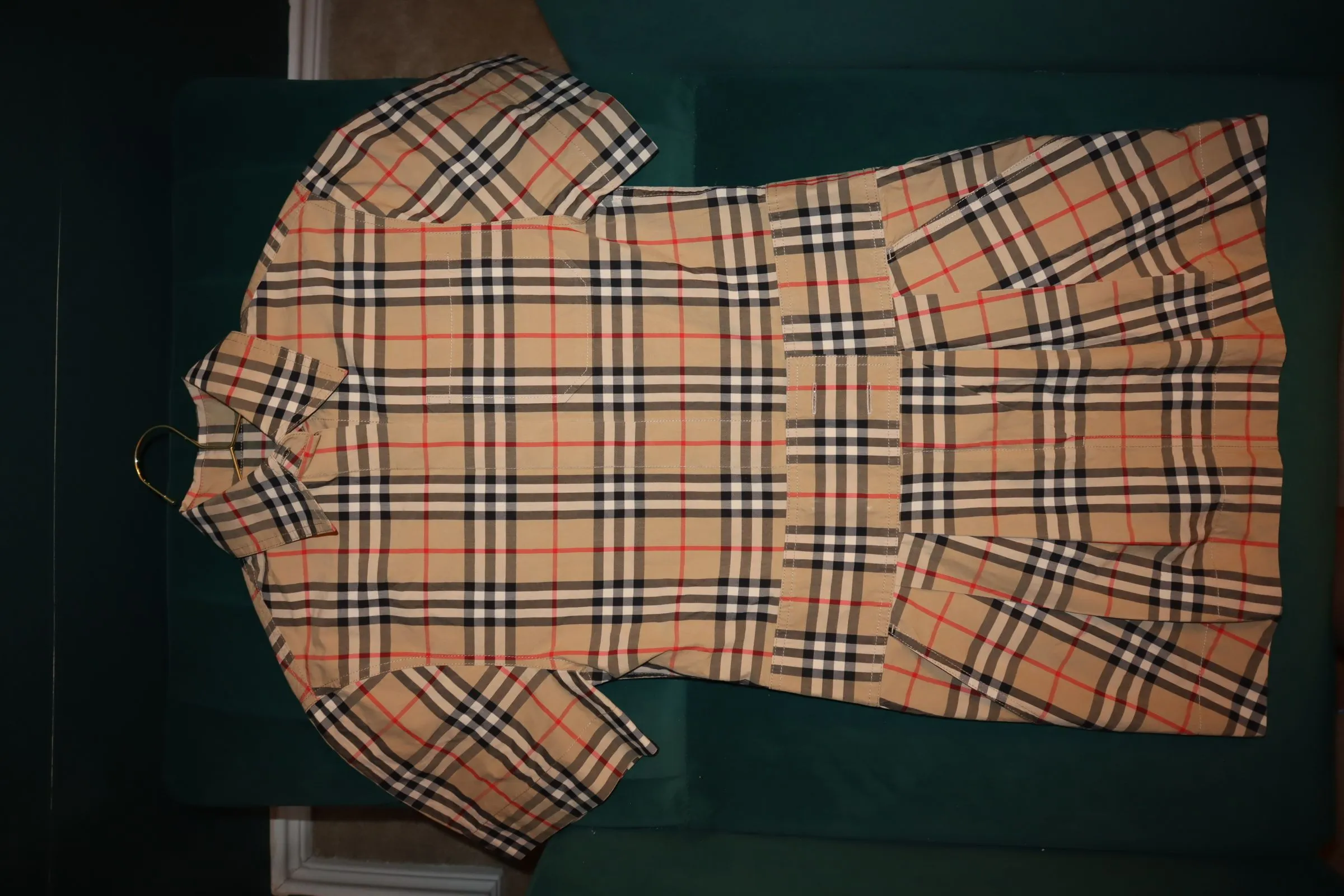 Listing Image Blurred Background