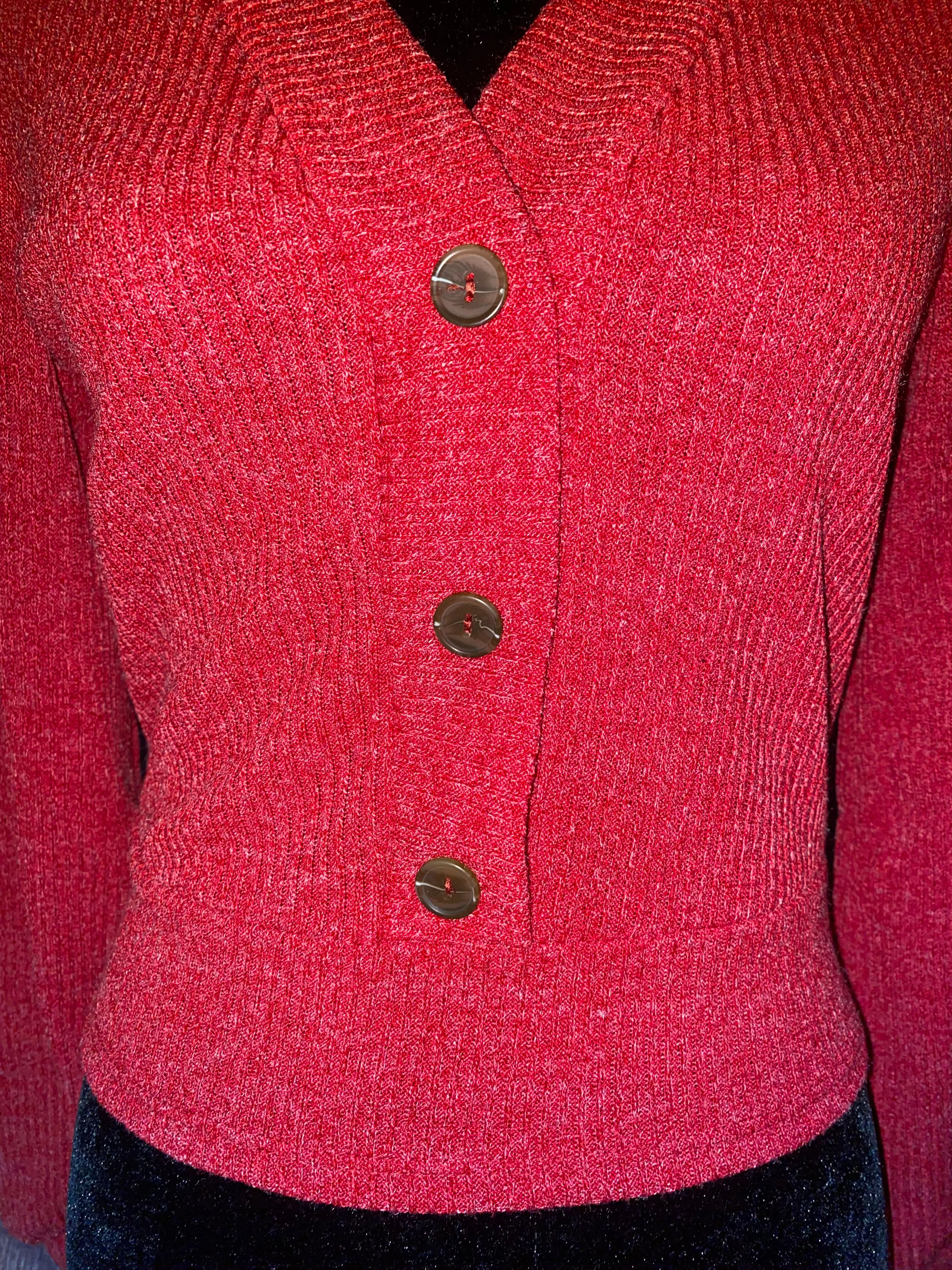 Listing Image Blurred Background