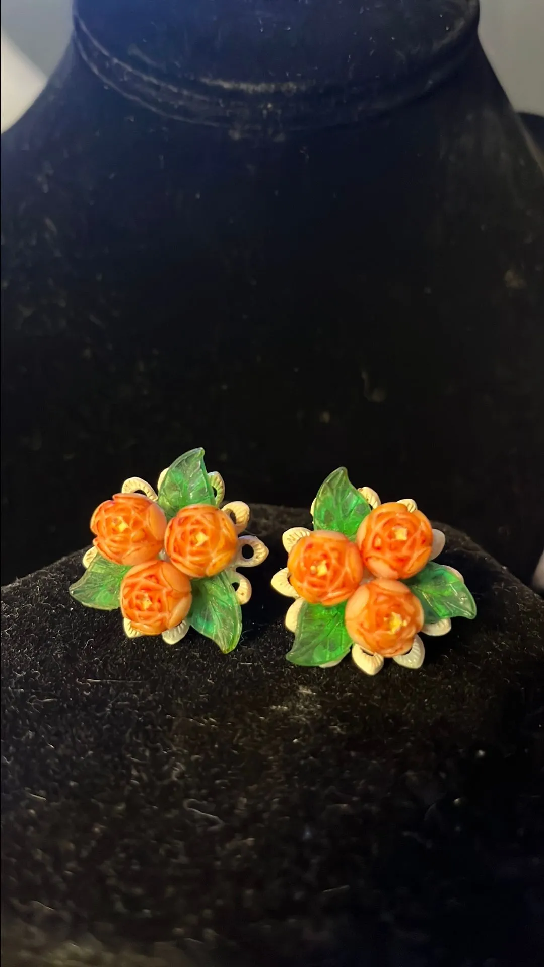 Product image for Vintage celluloid screw back earrings