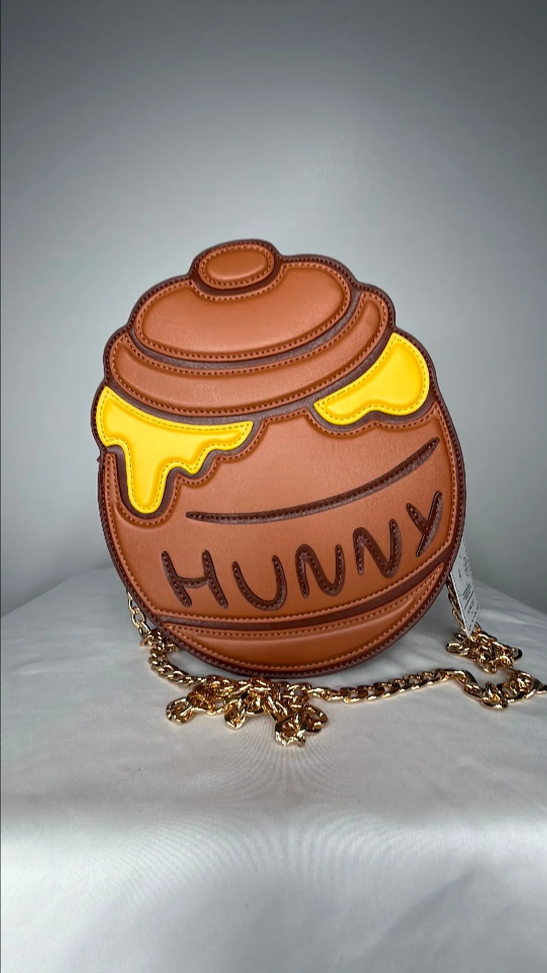Product image for NWT Disney Skinnydip London Winnie The Pooh Honey Pot Purse