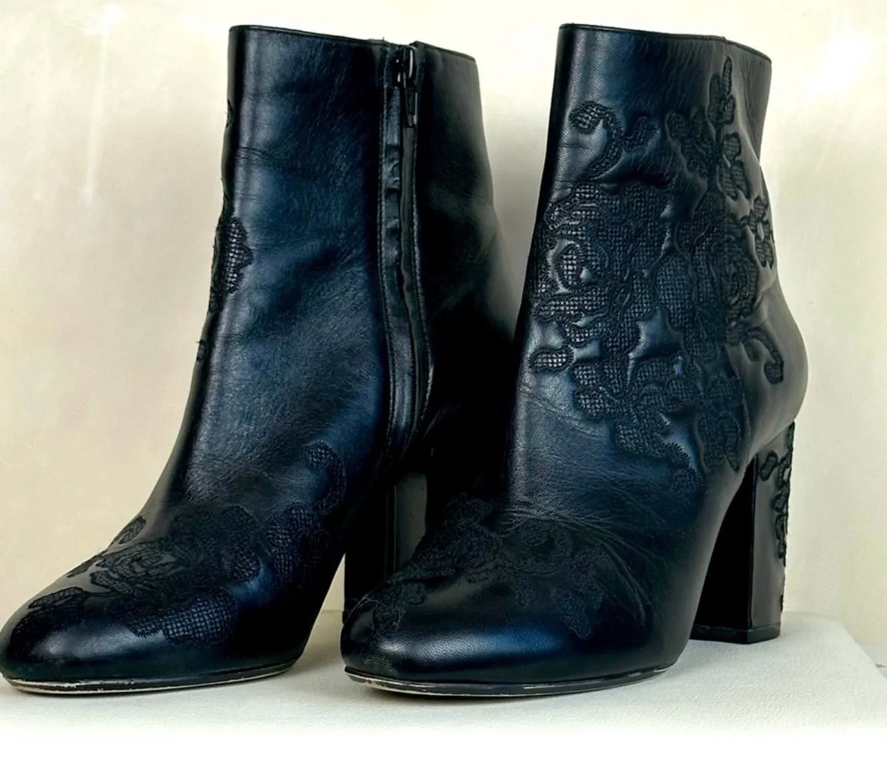 Product image for Vintage Micael Kors embroidered leather Booties