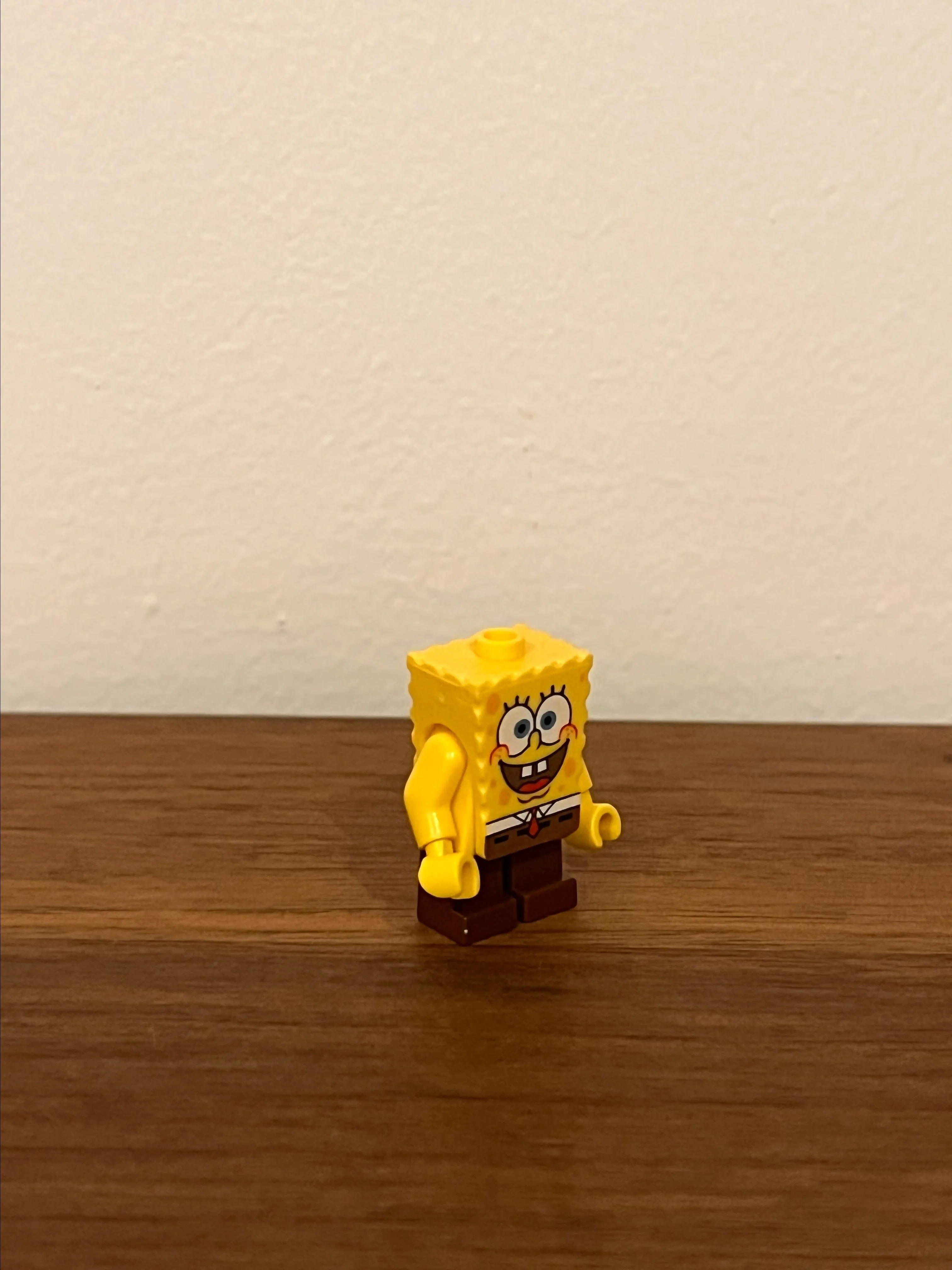 Listing Image Blurred Background