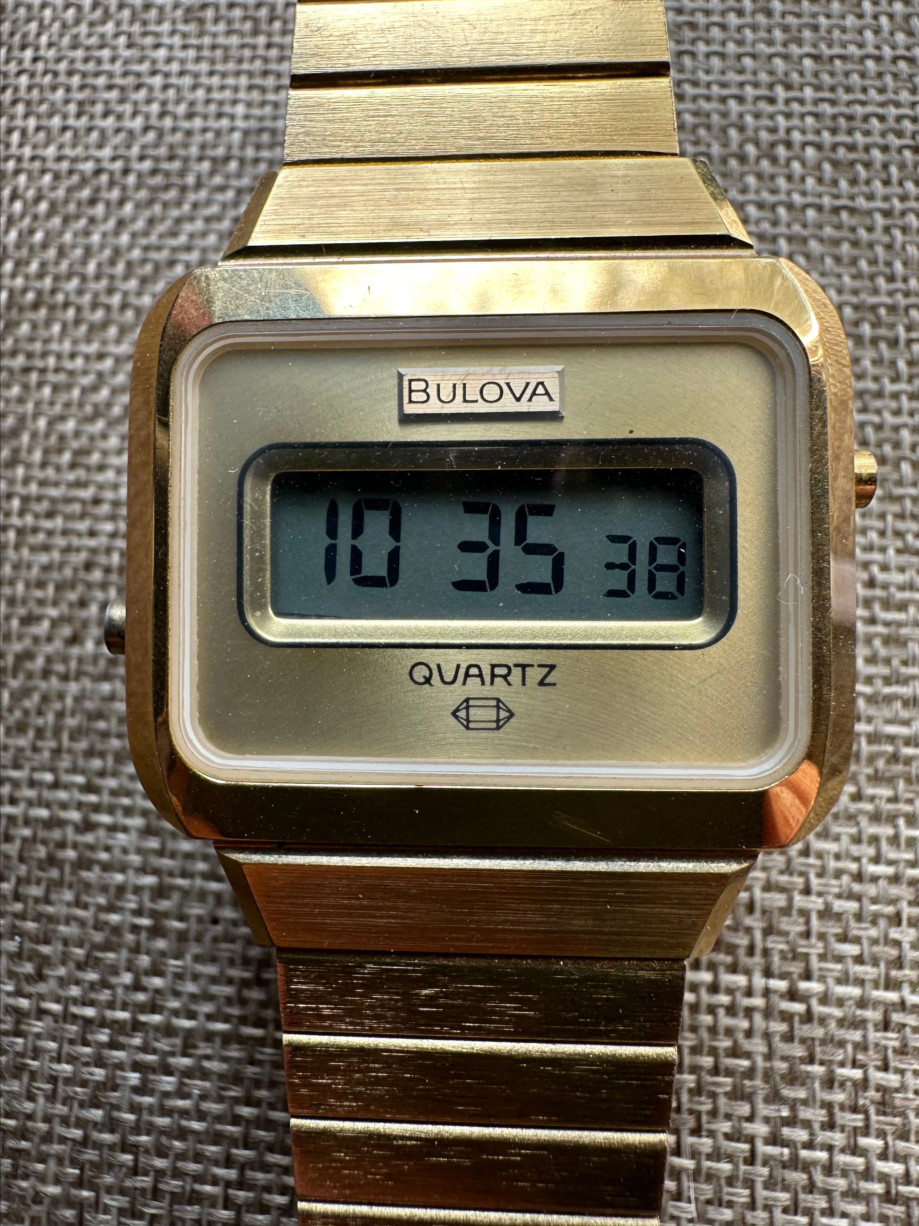 Product image for Bulova LCD Vintage Watch Swiss N7 1977 LCD All Original