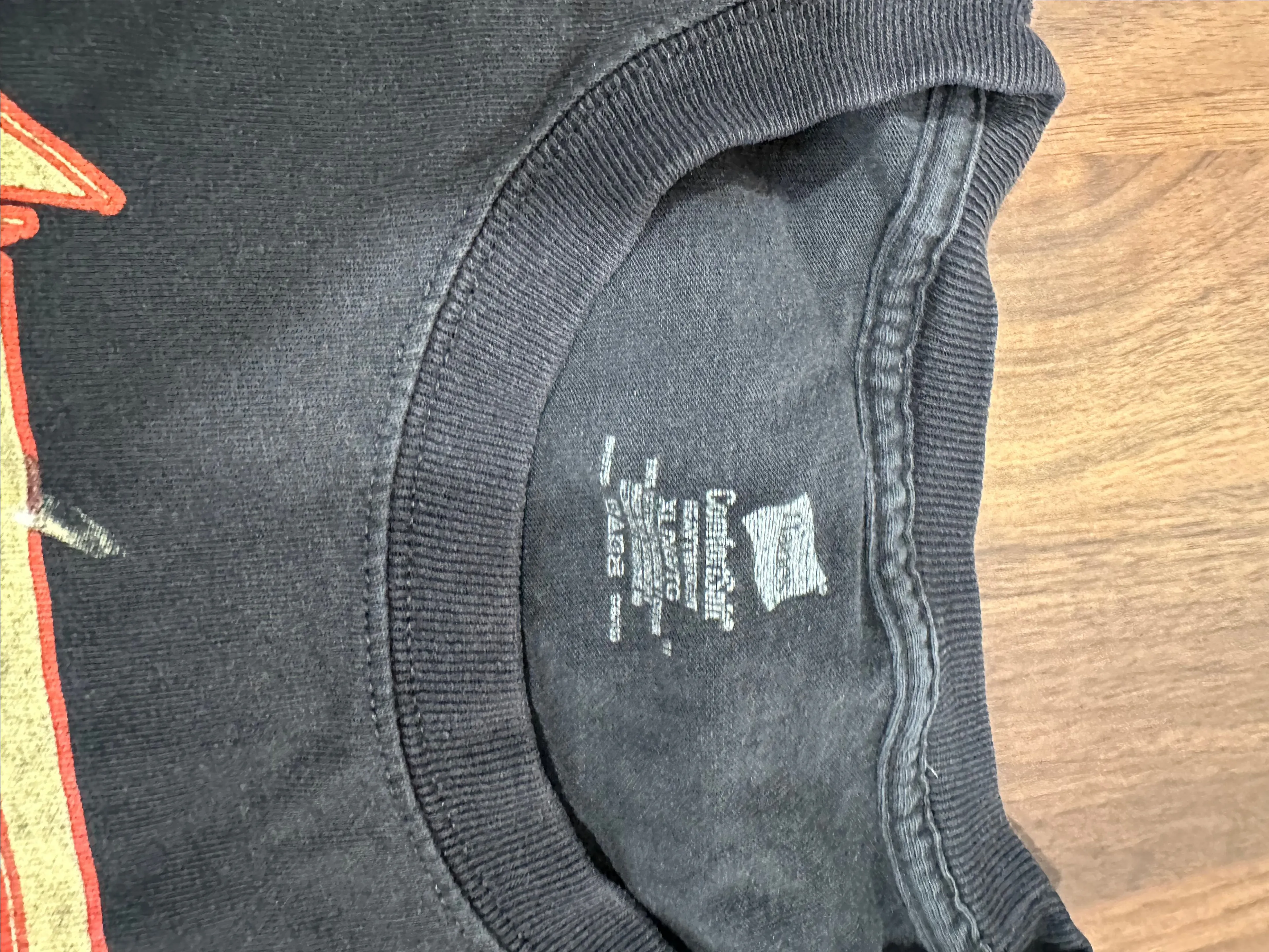 Listing Image Blurred Background