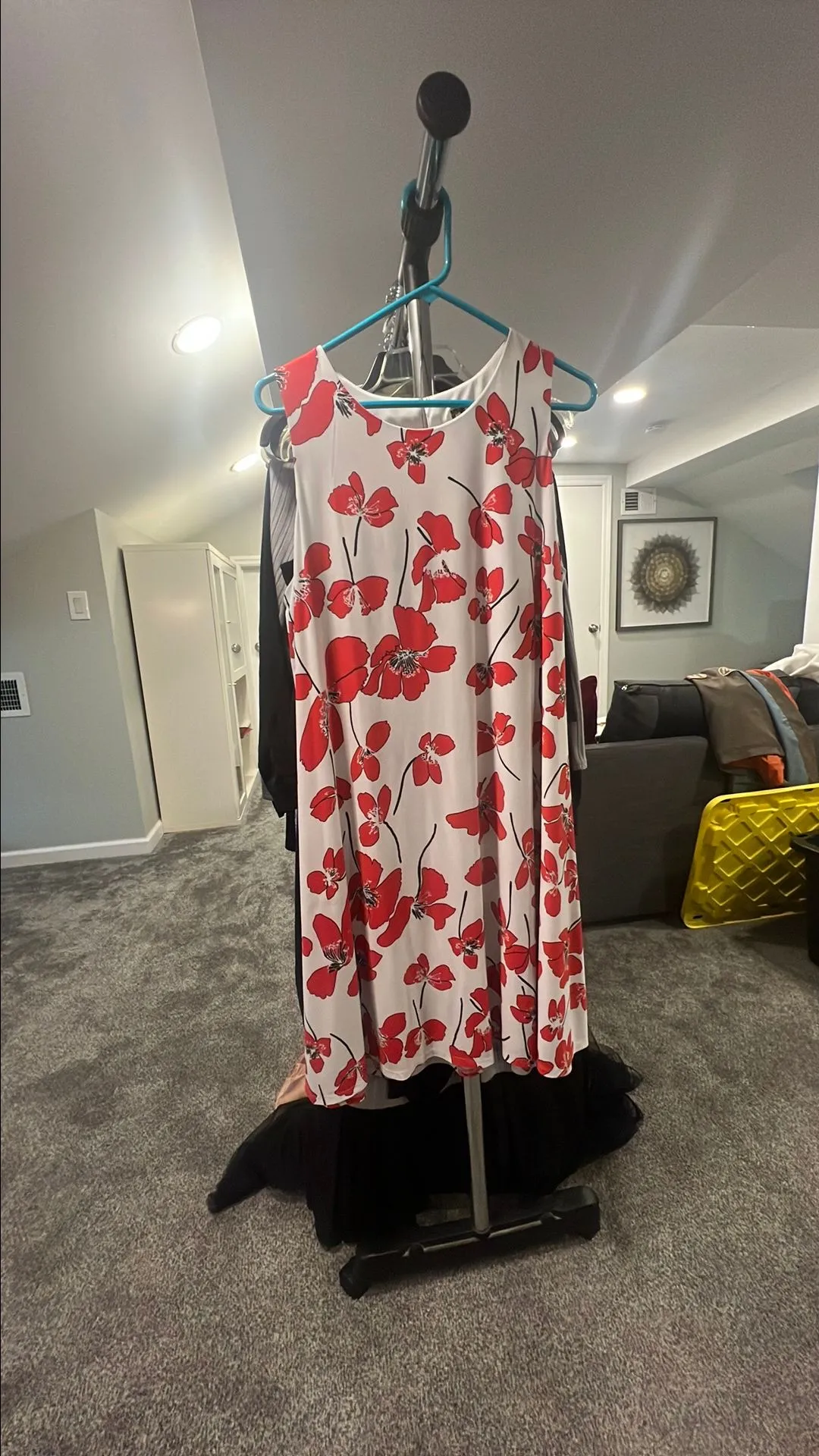Product image for Red floral midi dress
