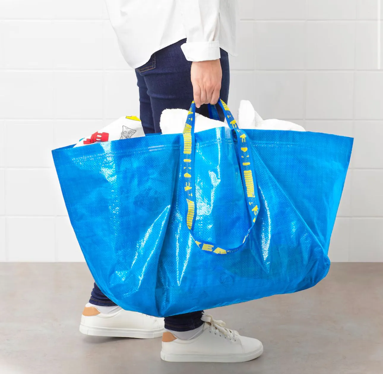 Listing Image Blurred Background