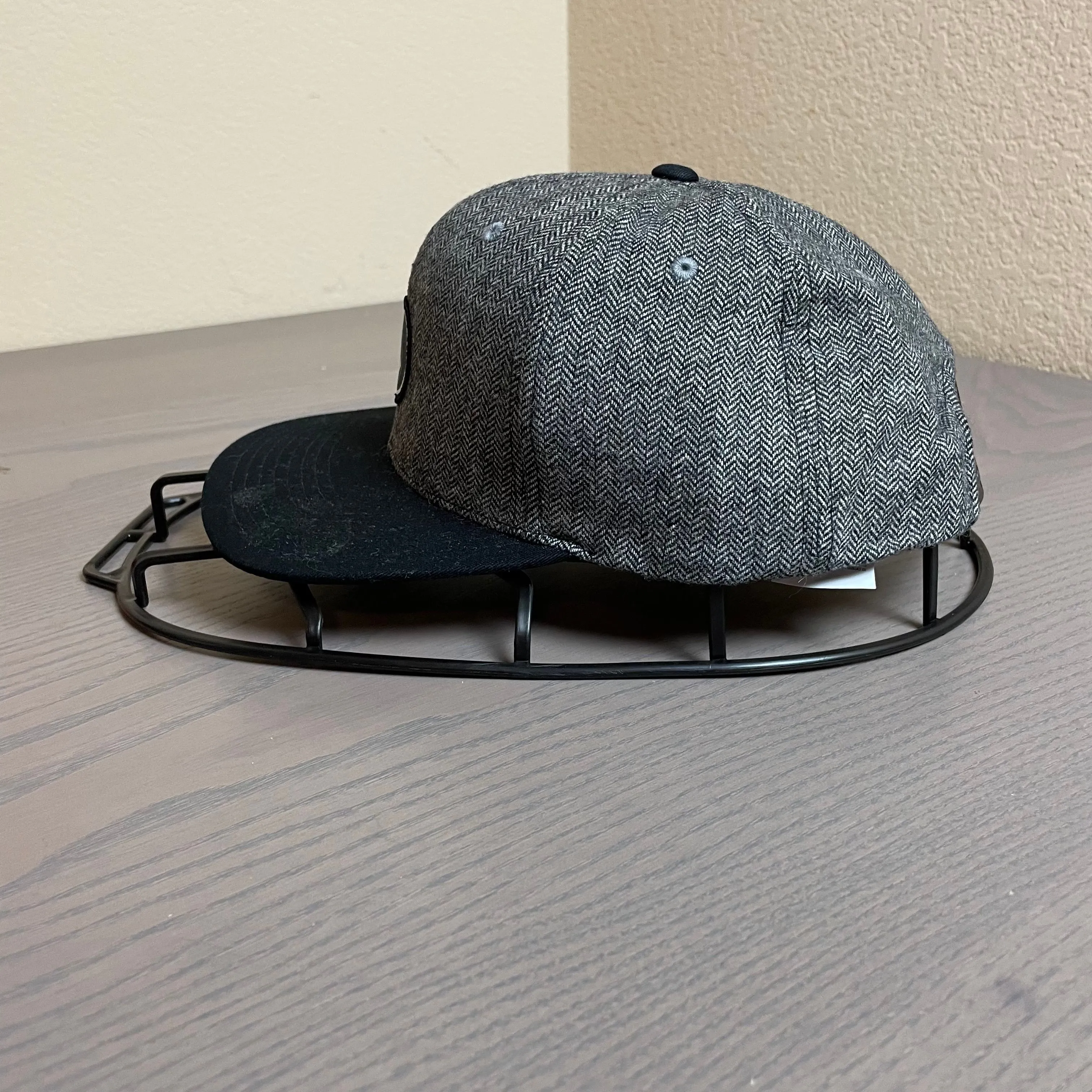 Listing Image Blurred Background