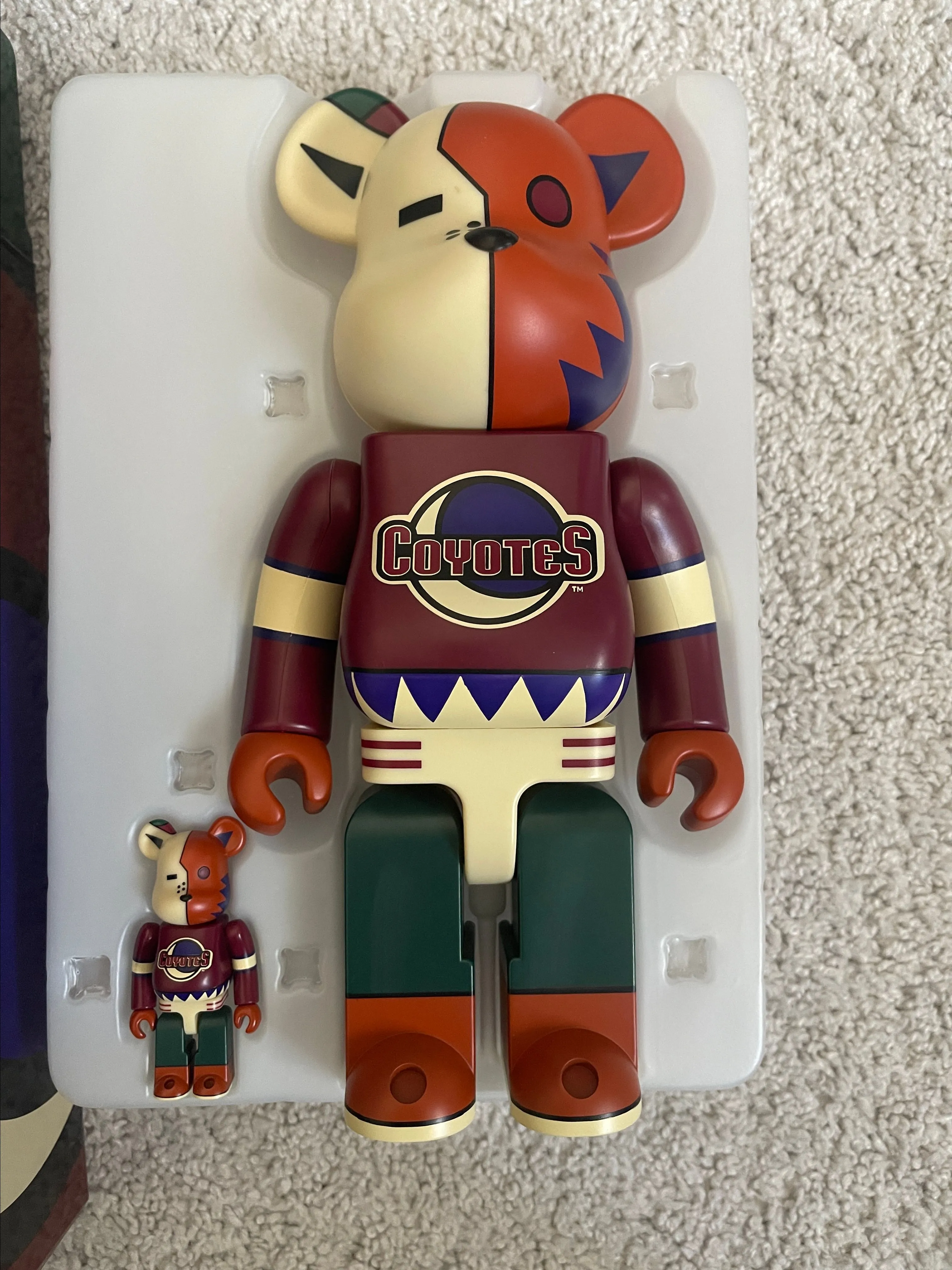 Product image for NEW OPENED 400/100 Bearbrick Arizona Coyote
