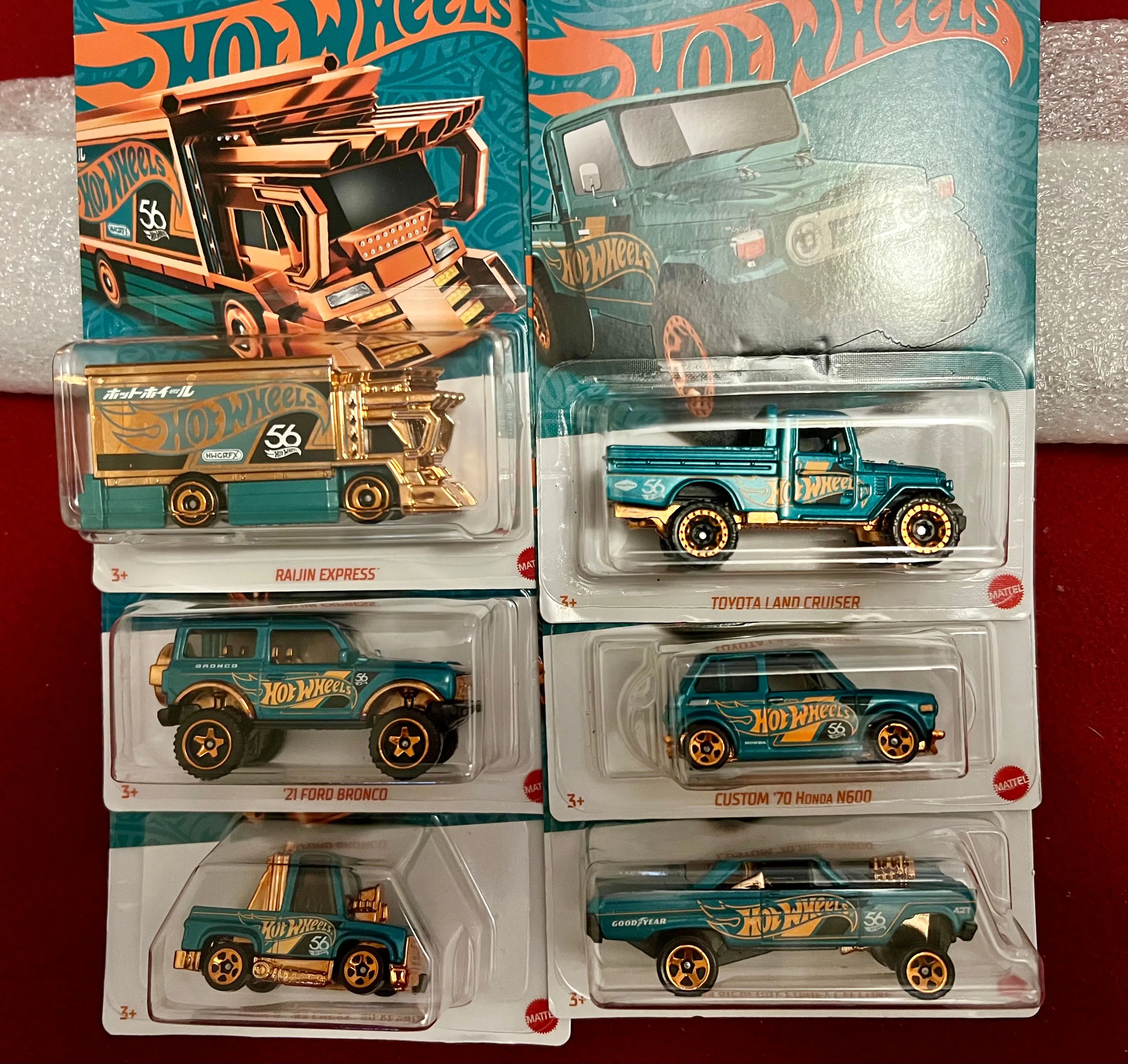 Product image for Complete 56 yr anniversary set with chase raijin
