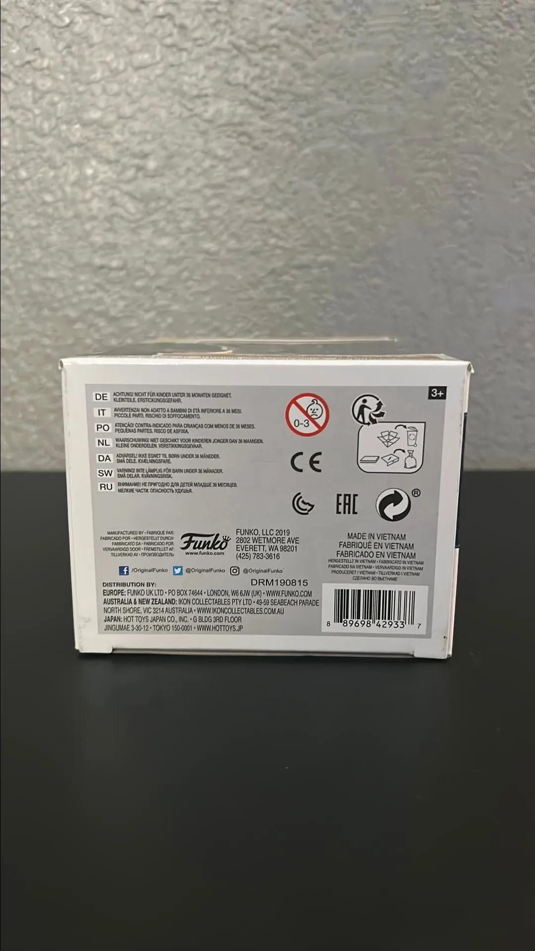 Listing Image Blurred Background