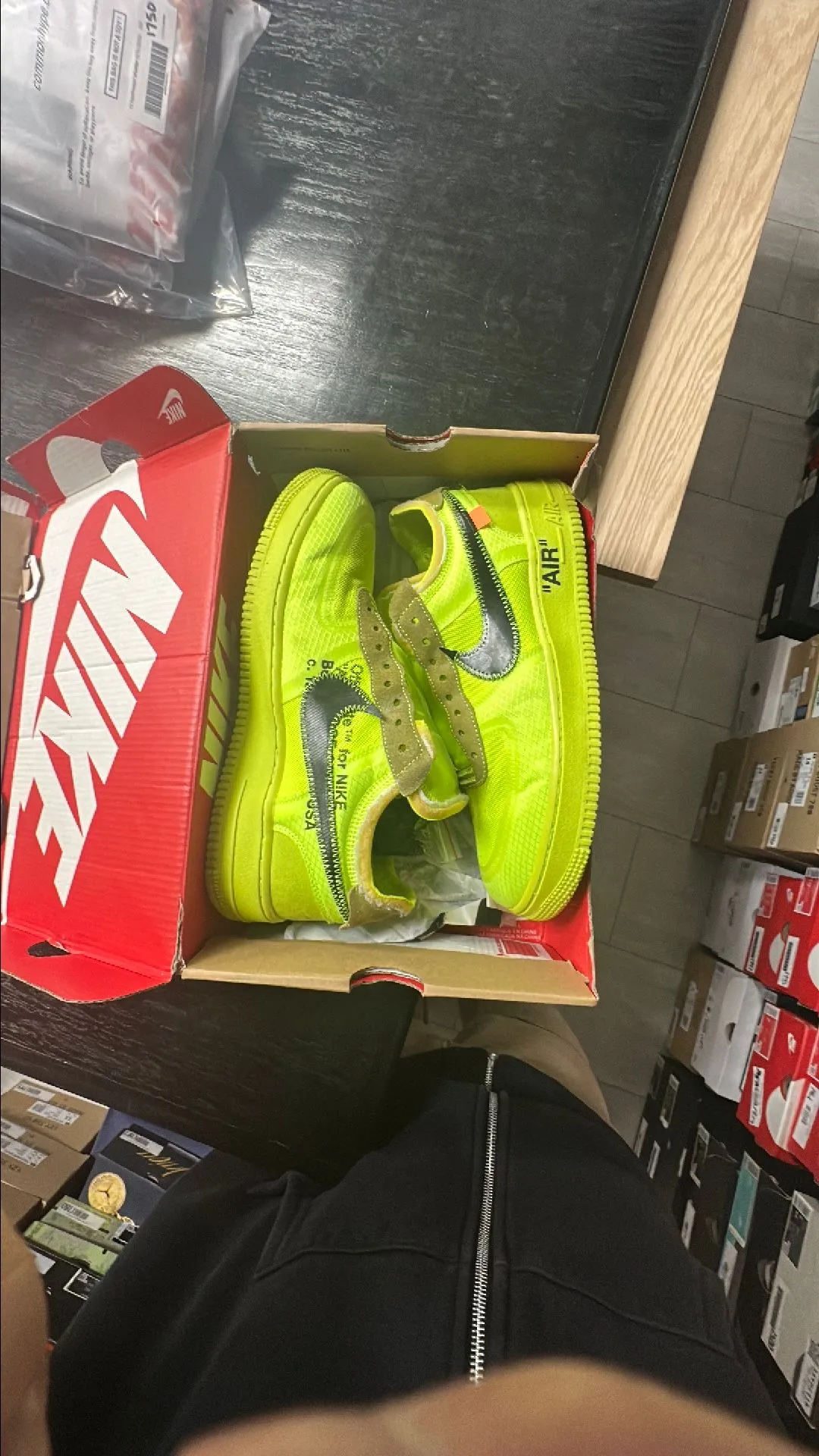 Product image for OFF WHITE AIR FORCE VOLT SIZE 11 - #1509