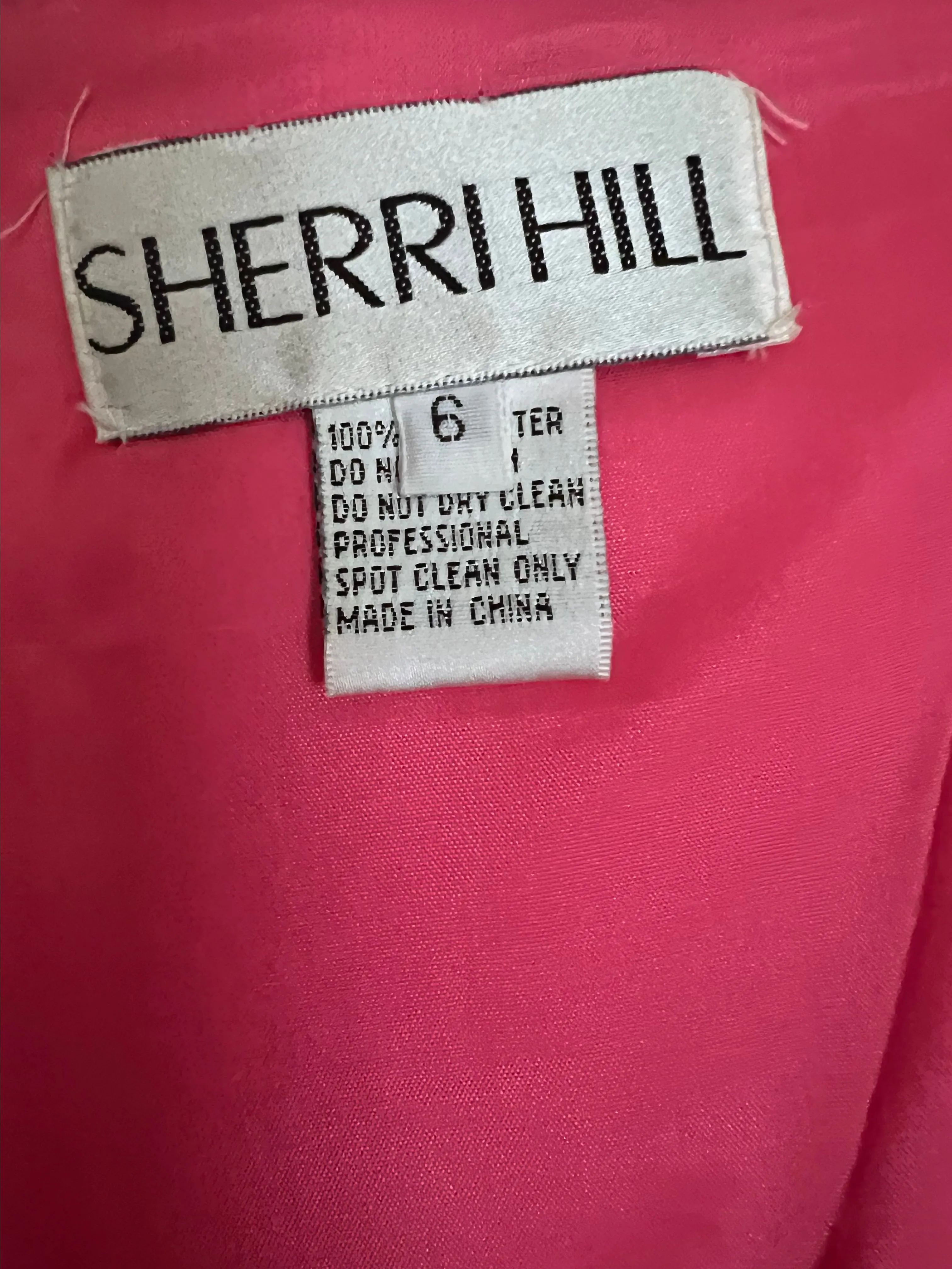 Listing Image Blurred Background