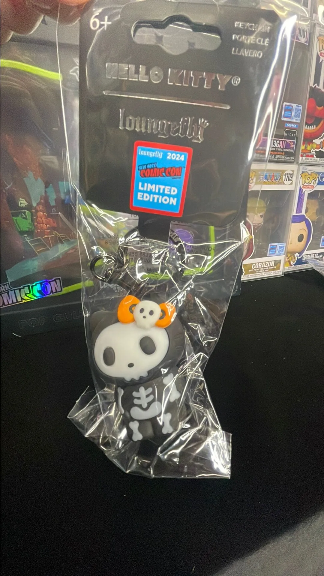 Product image for Hello Kitty - Loungefly keychain -NYCC