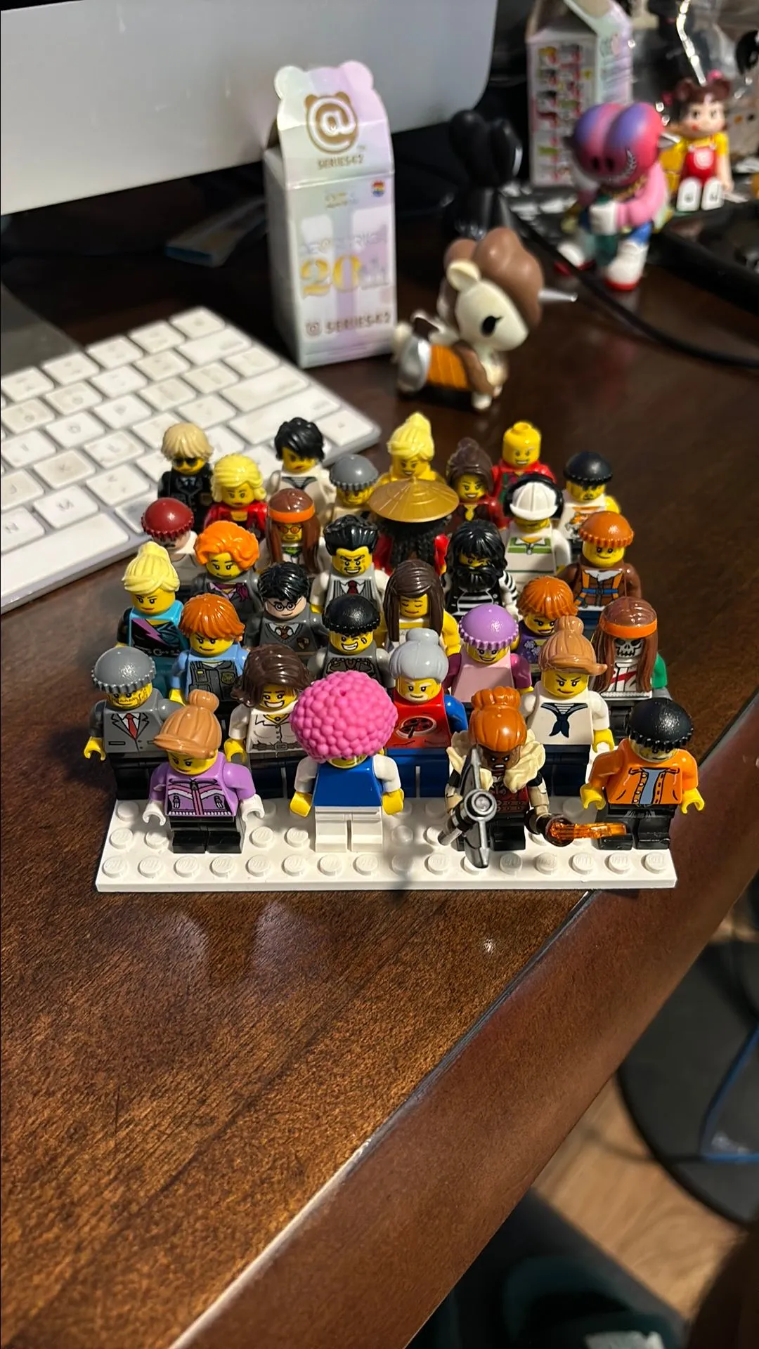Product image for $5 mini figure (1 EACH) #32