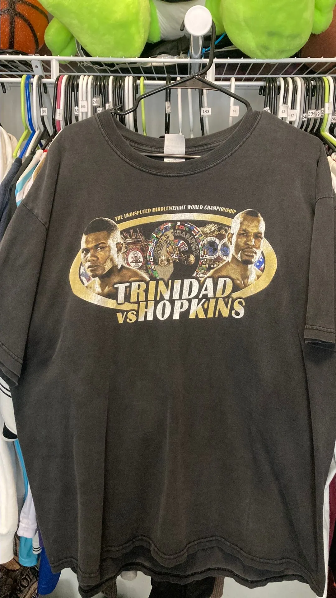 Product image for 2001 RARE HOPKINS VS TITO TRINIDAD SUGAR RAY ROBINSON TROPHY $150+