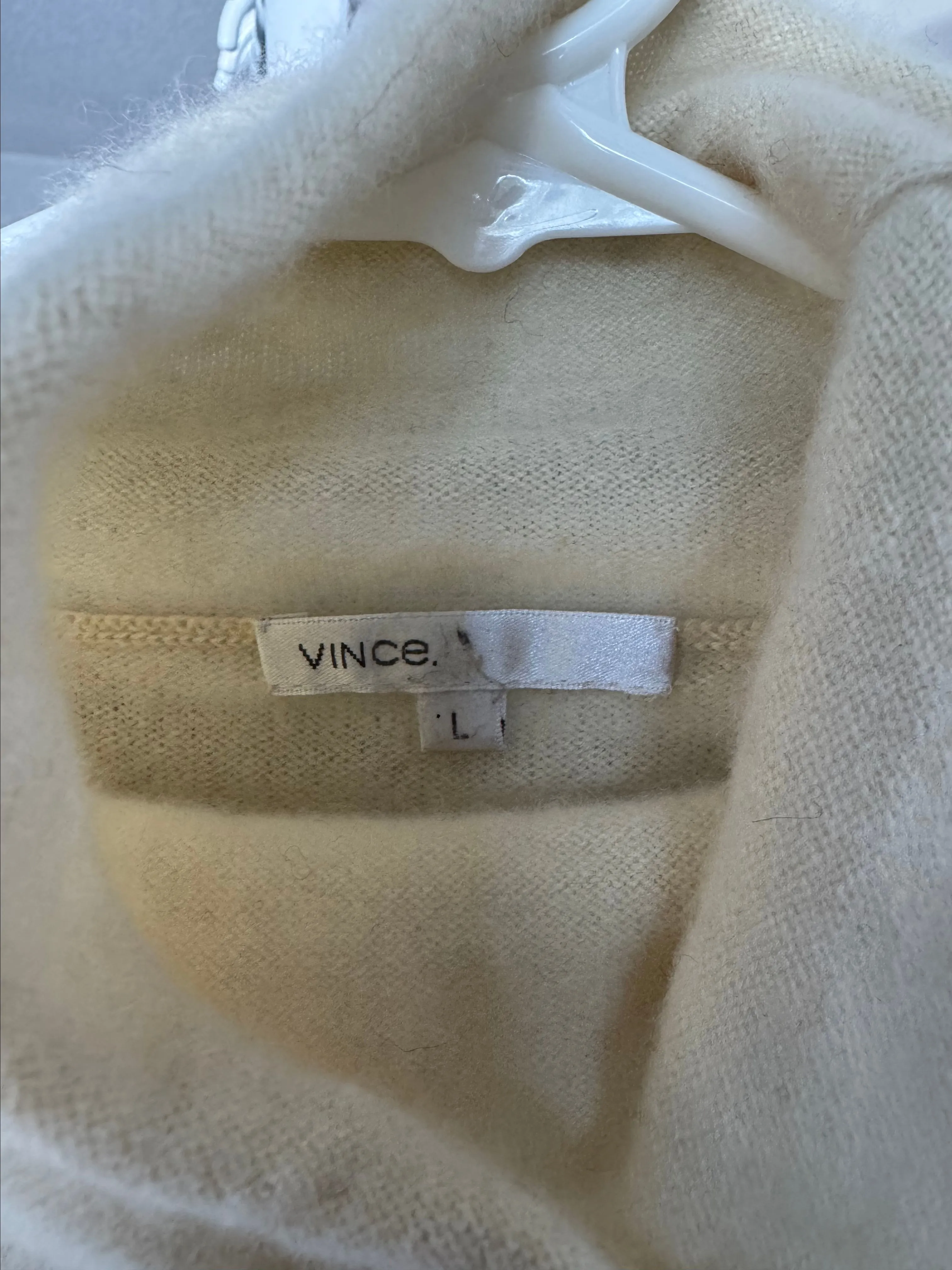 Listing Image Blurred Background