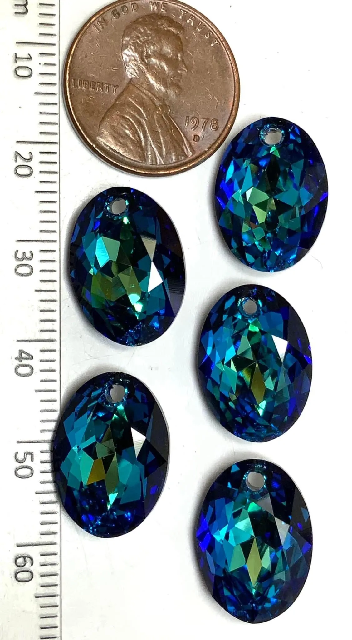 Product image for BU128. Brand new Swarovski Crystal Oval Pendants, Art. 6483, in Bermuda Blue - 1 pc