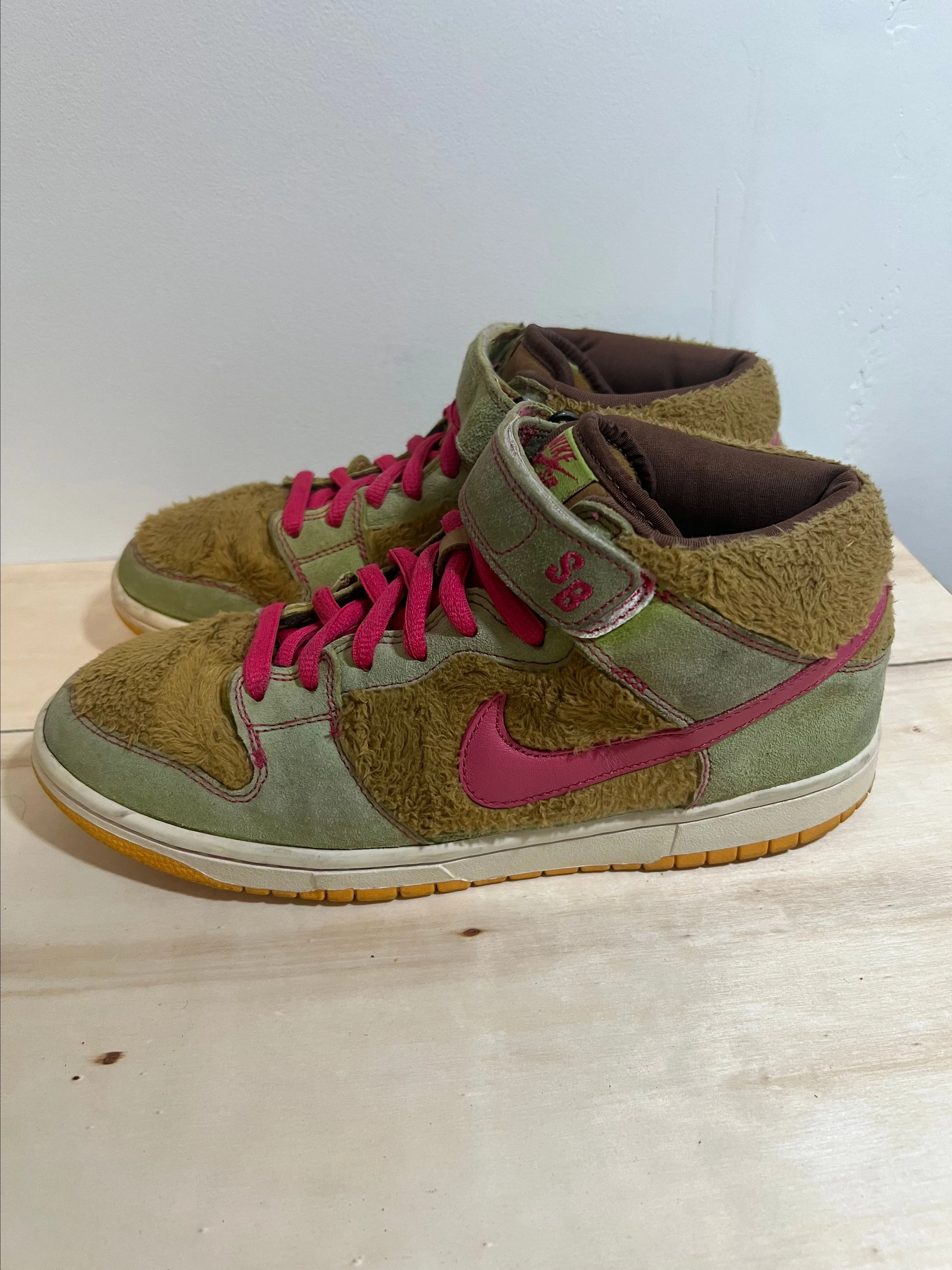 Product image for OG Nike SB MAMA BEAR