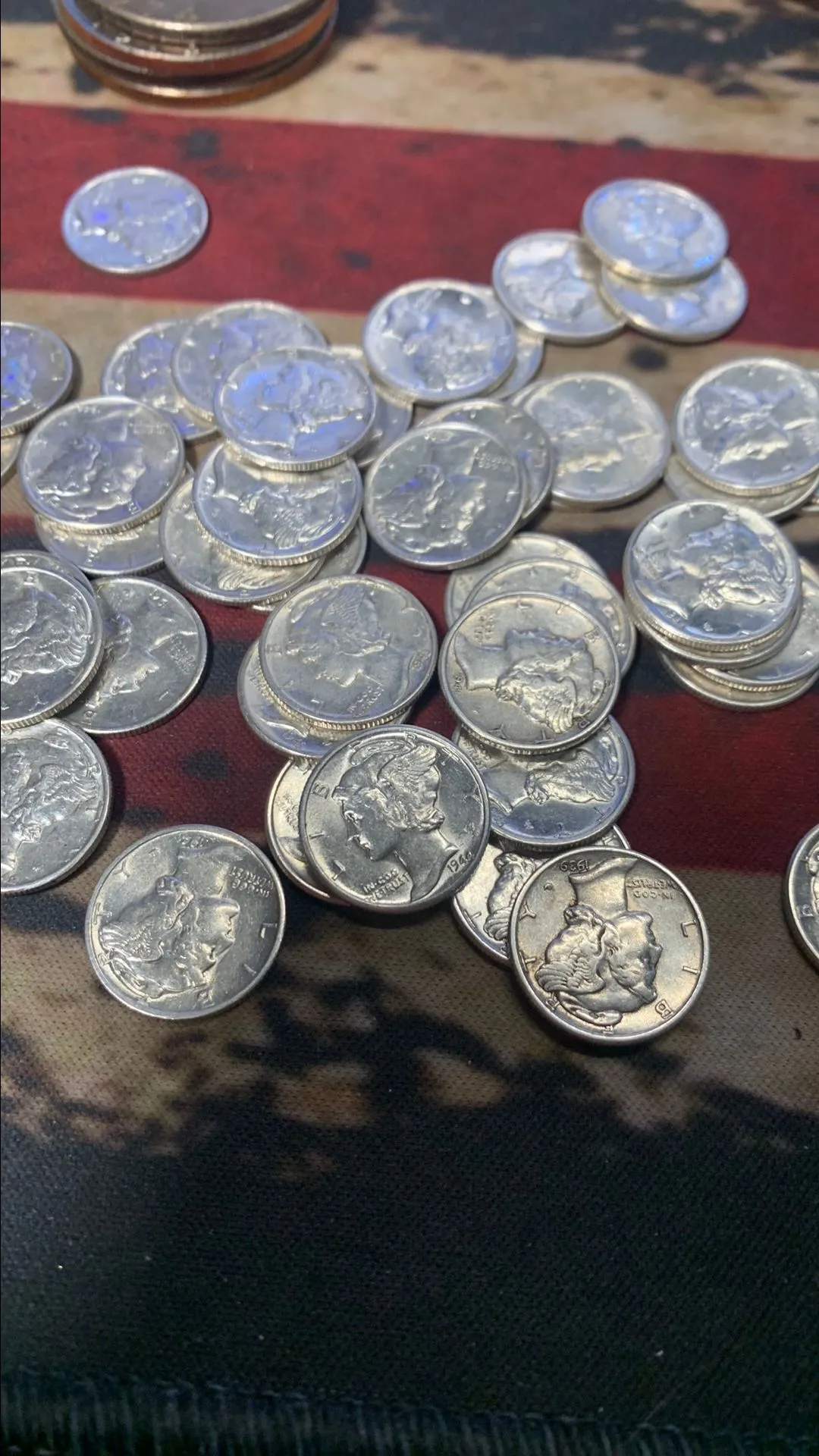 Product image for 50 XF/AU Mercury Dimes, 1 Roll