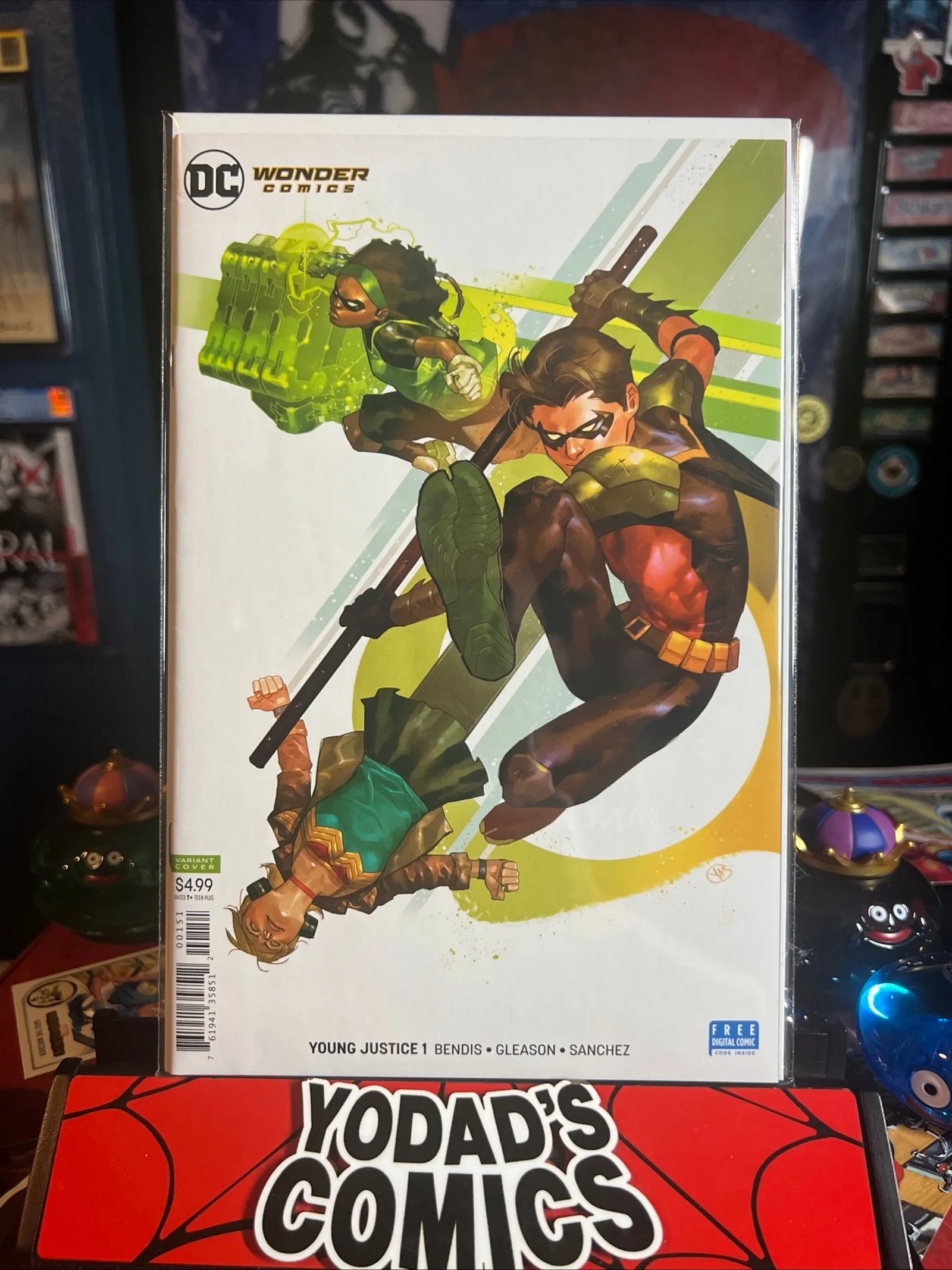 Product image for Young Justice #1 KEY