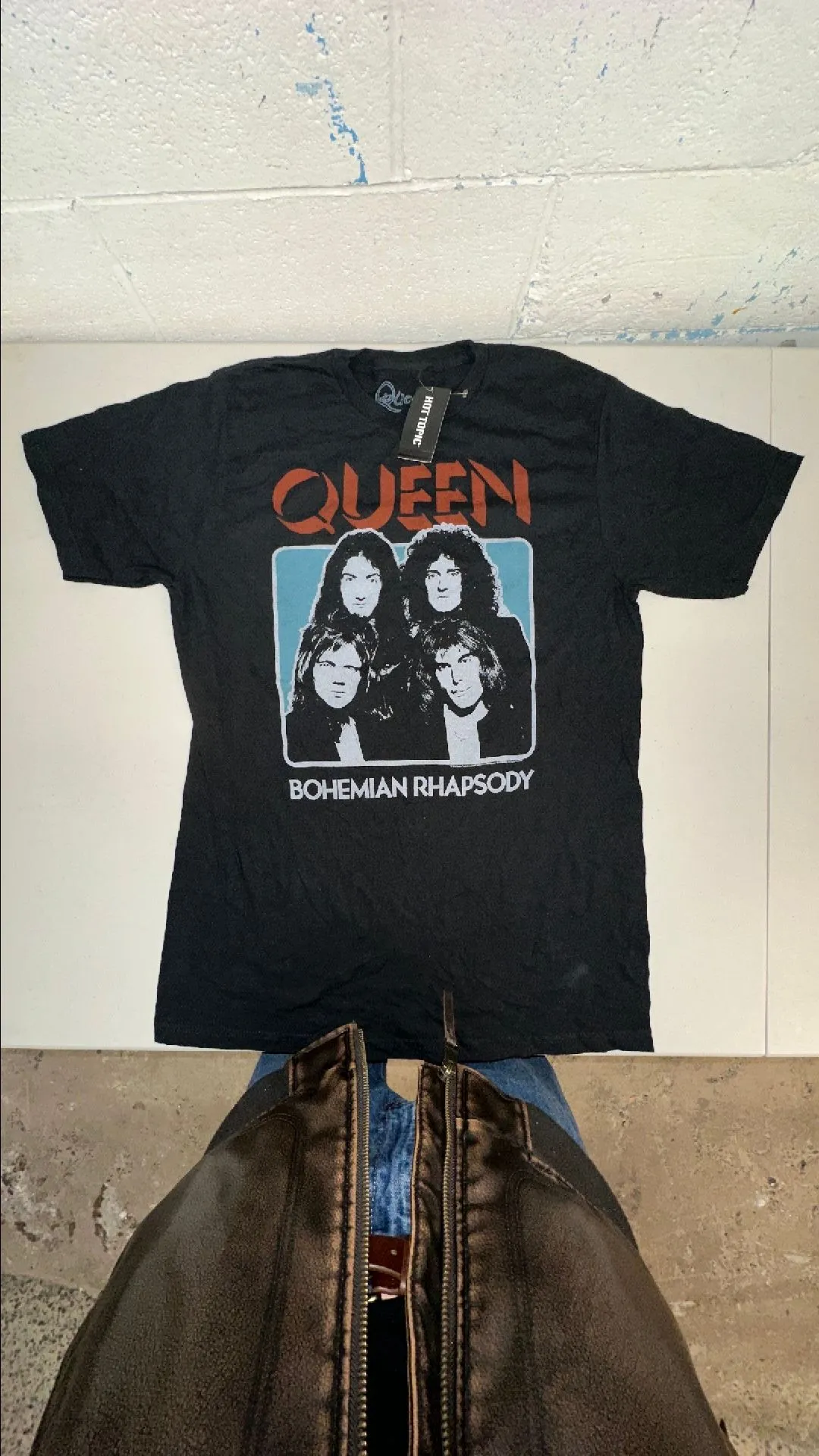Product image for L 2016 Queen Bohemian Rhapsody NWT