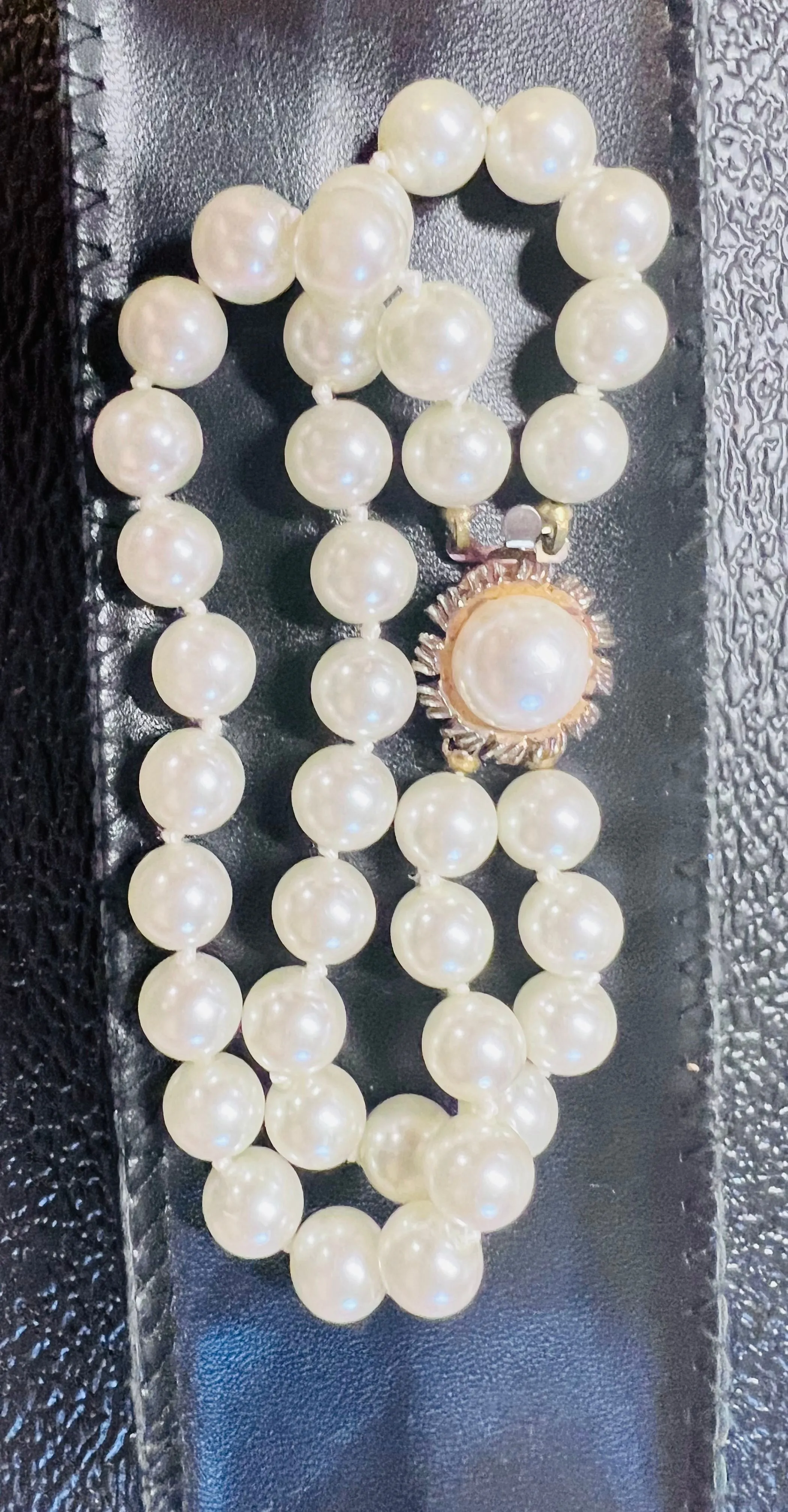 Product image for 51.  Double pearl bracelet