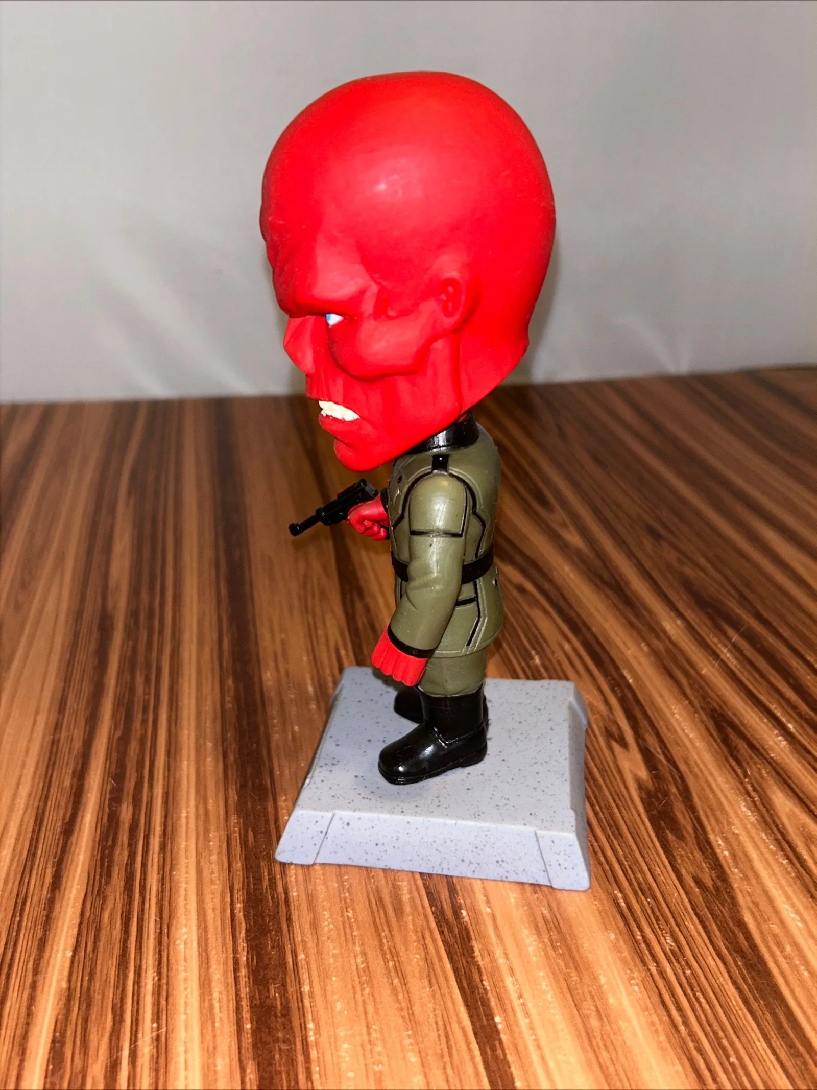Listing Image Blurred Background