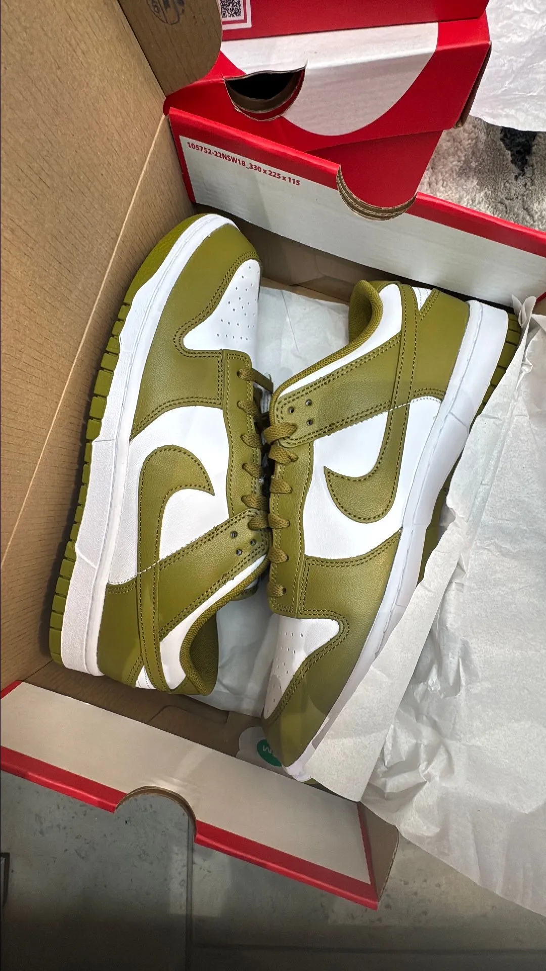Product image for 16. Nike dunk moss green uk 10.5