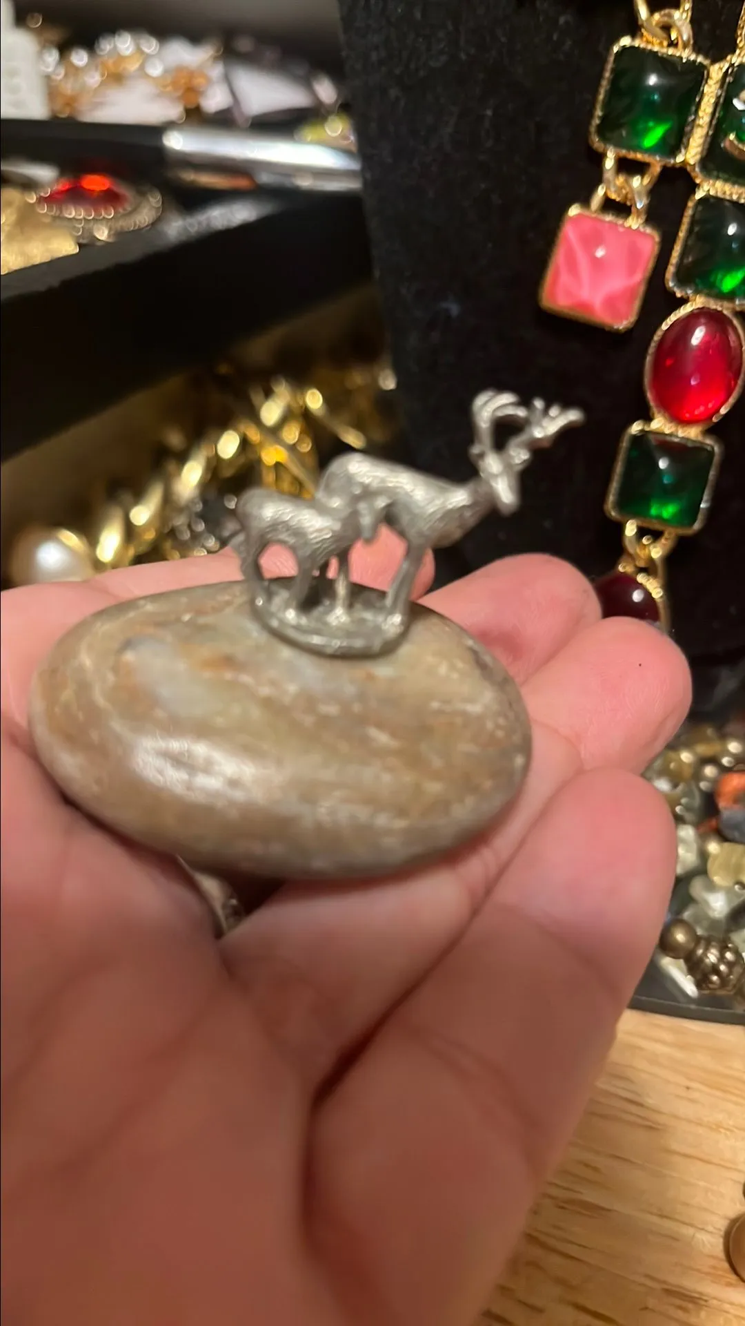 Product image for 33) Stone and deer scene paper weight