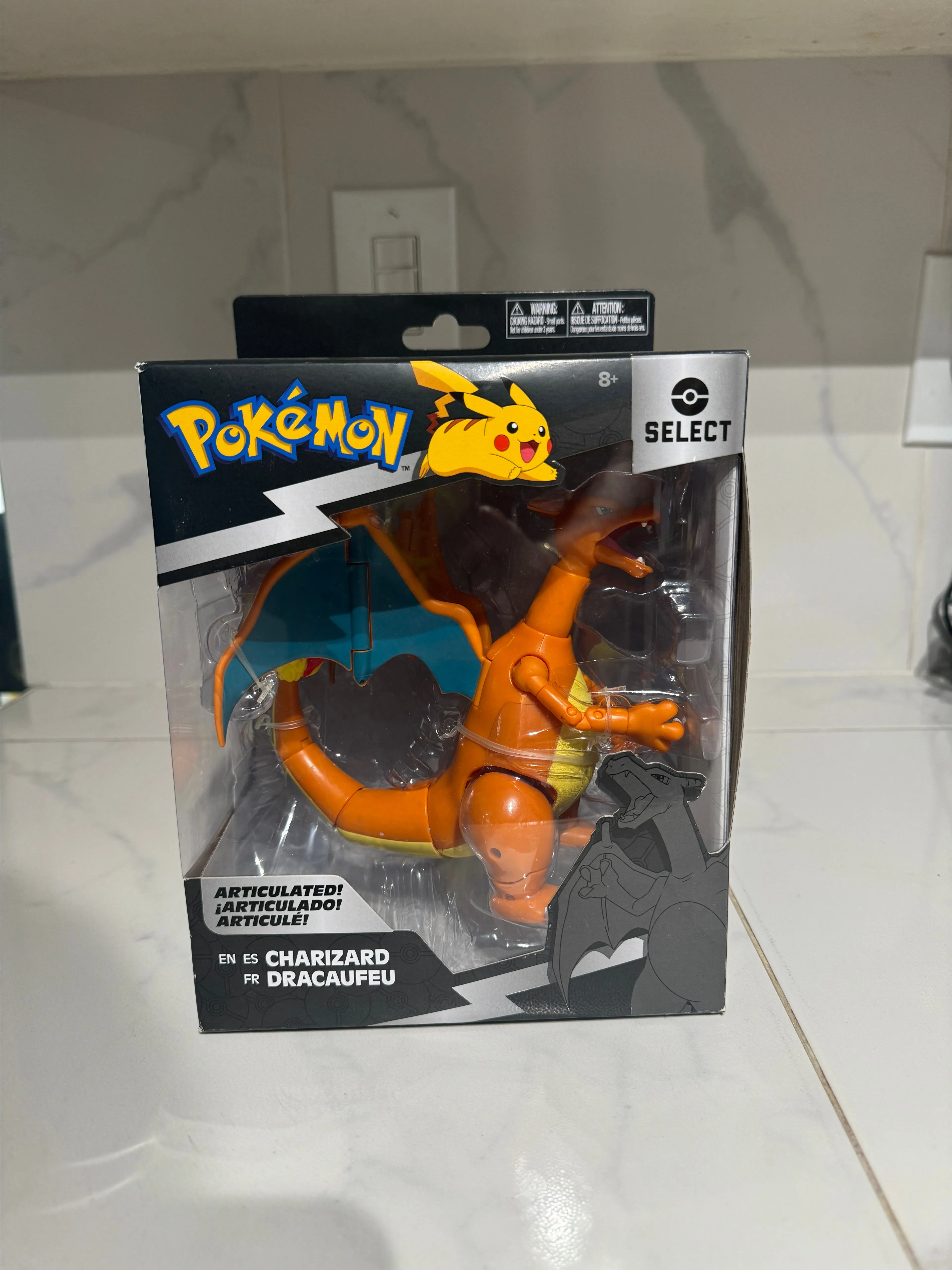 Product image for Pokemon Select Charizard