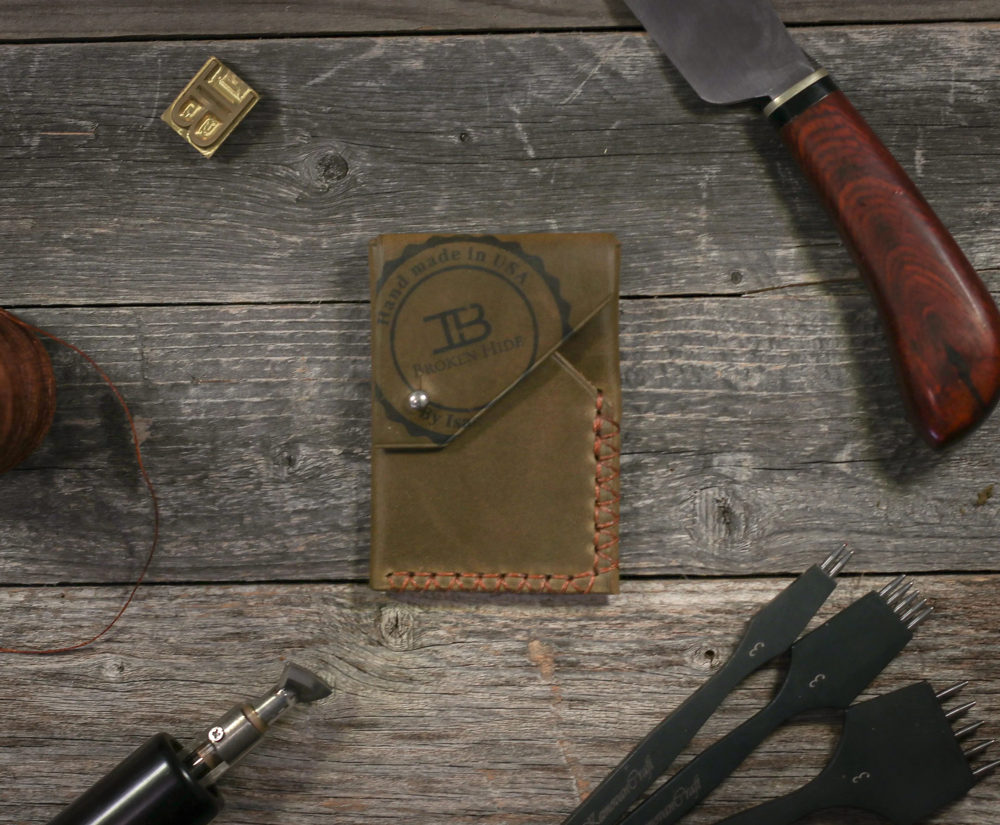 Product image for (Olive Green) Gentlemen Cut Card Wallet