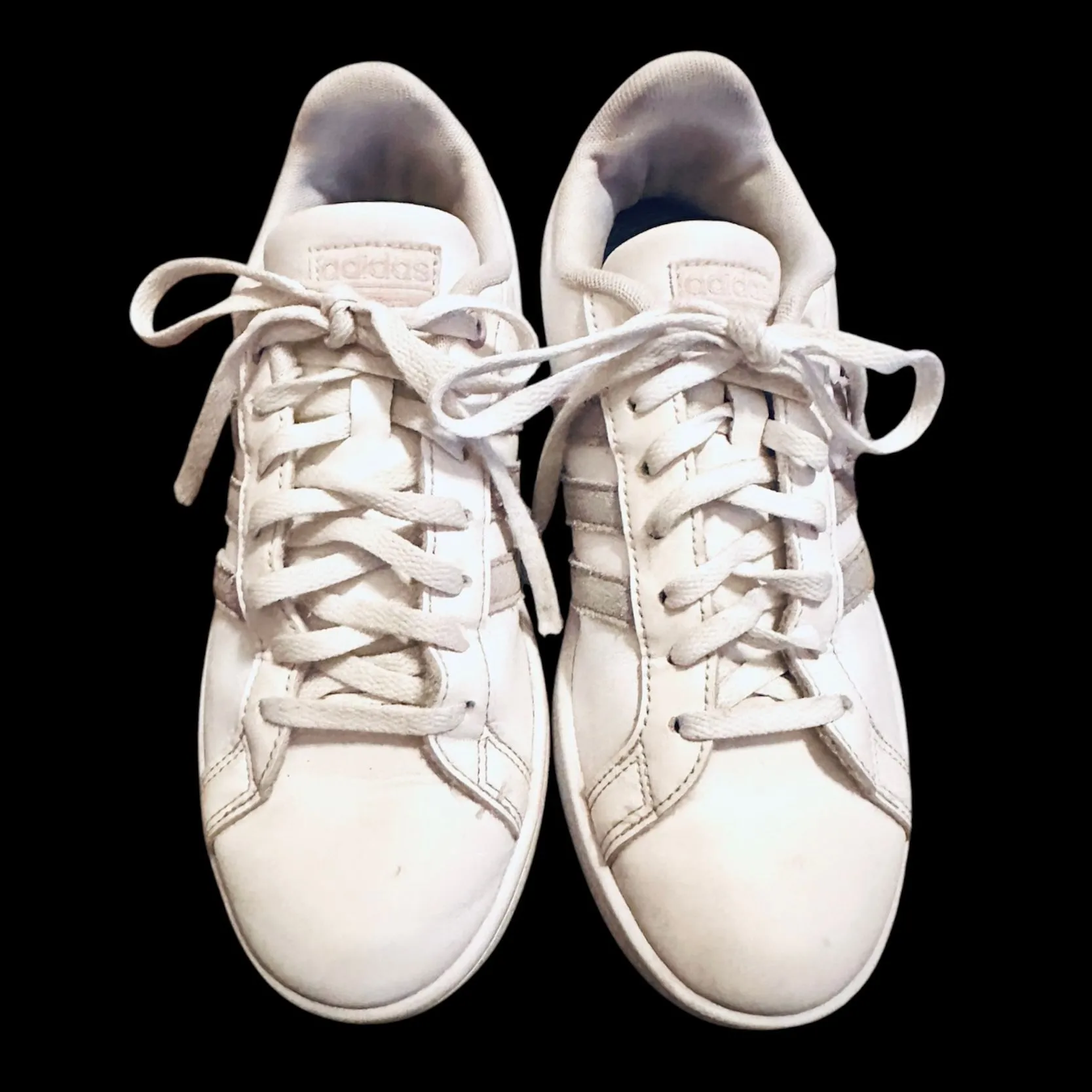 EUC Adidas Womens Cloudfoam Advantage B42133 White Casual Shoes Sneakers  Size 8  Whatnot: Shop, Sell, Connect